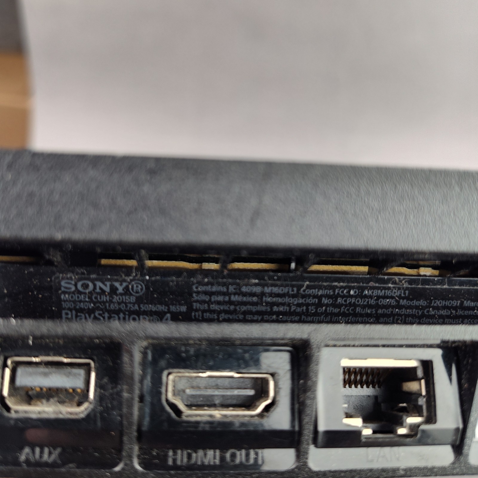 PlayStation PS4 Slim 1TB with Controller (Right Joystick Is Broken)