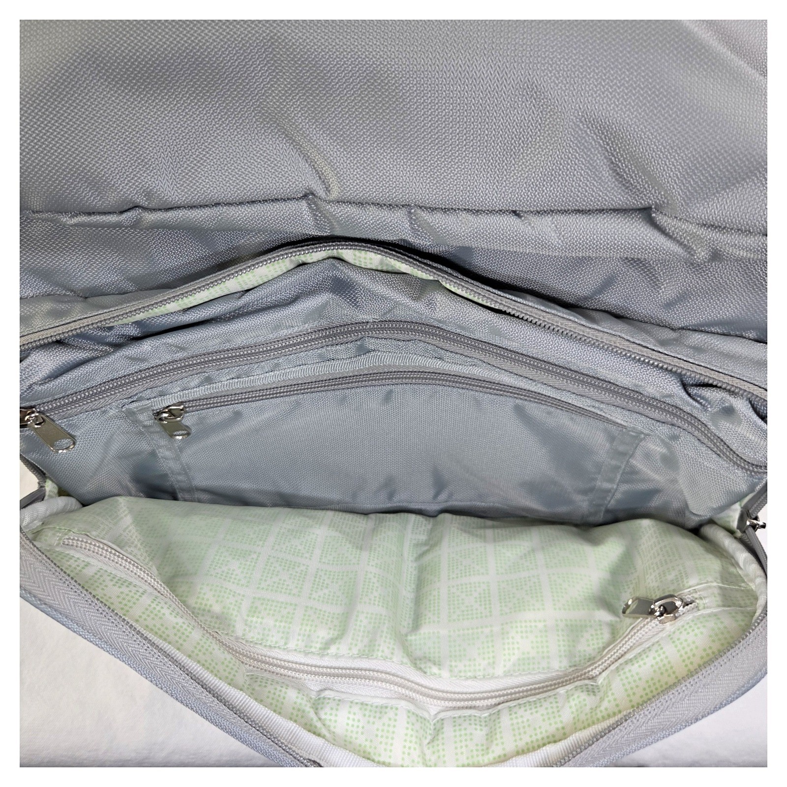 Xbox 360 Messenger Travel Bag Gray Planet 21 Padded Console Case Shoulder Strap