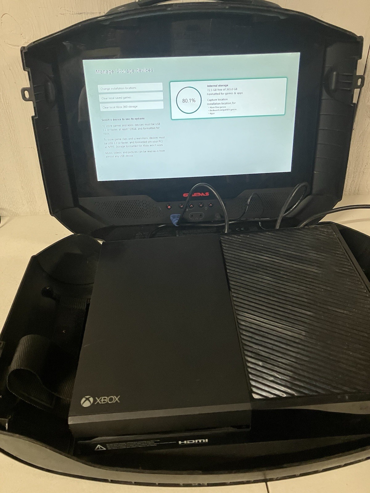 Gaems G155 15.5” Portable Personal Gaming Environment Monitor Xbox One Bundle