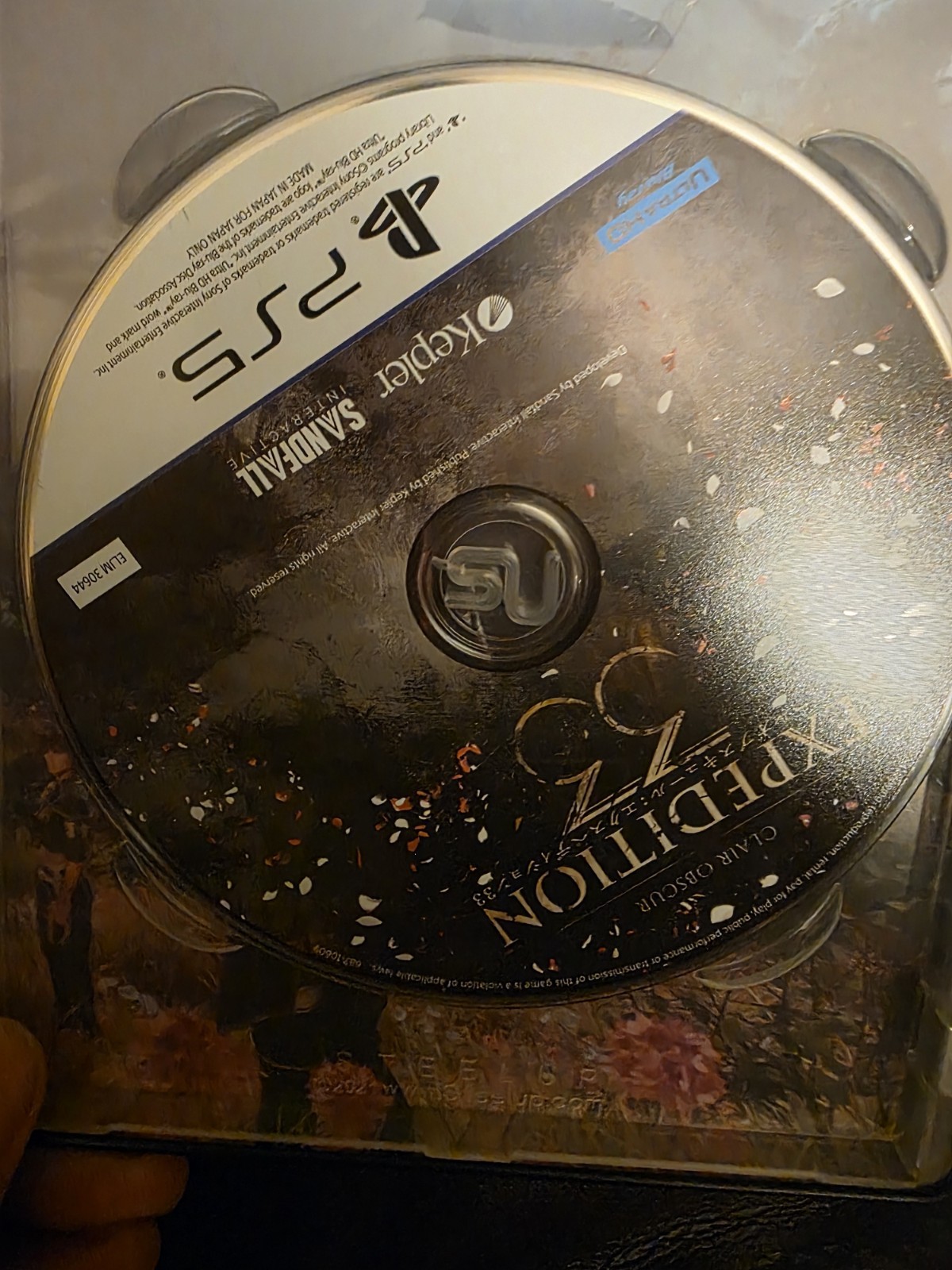 Clair Obscur: Expedition 33 – PlayStation 5 CIB Steelbook W/ Medallion New