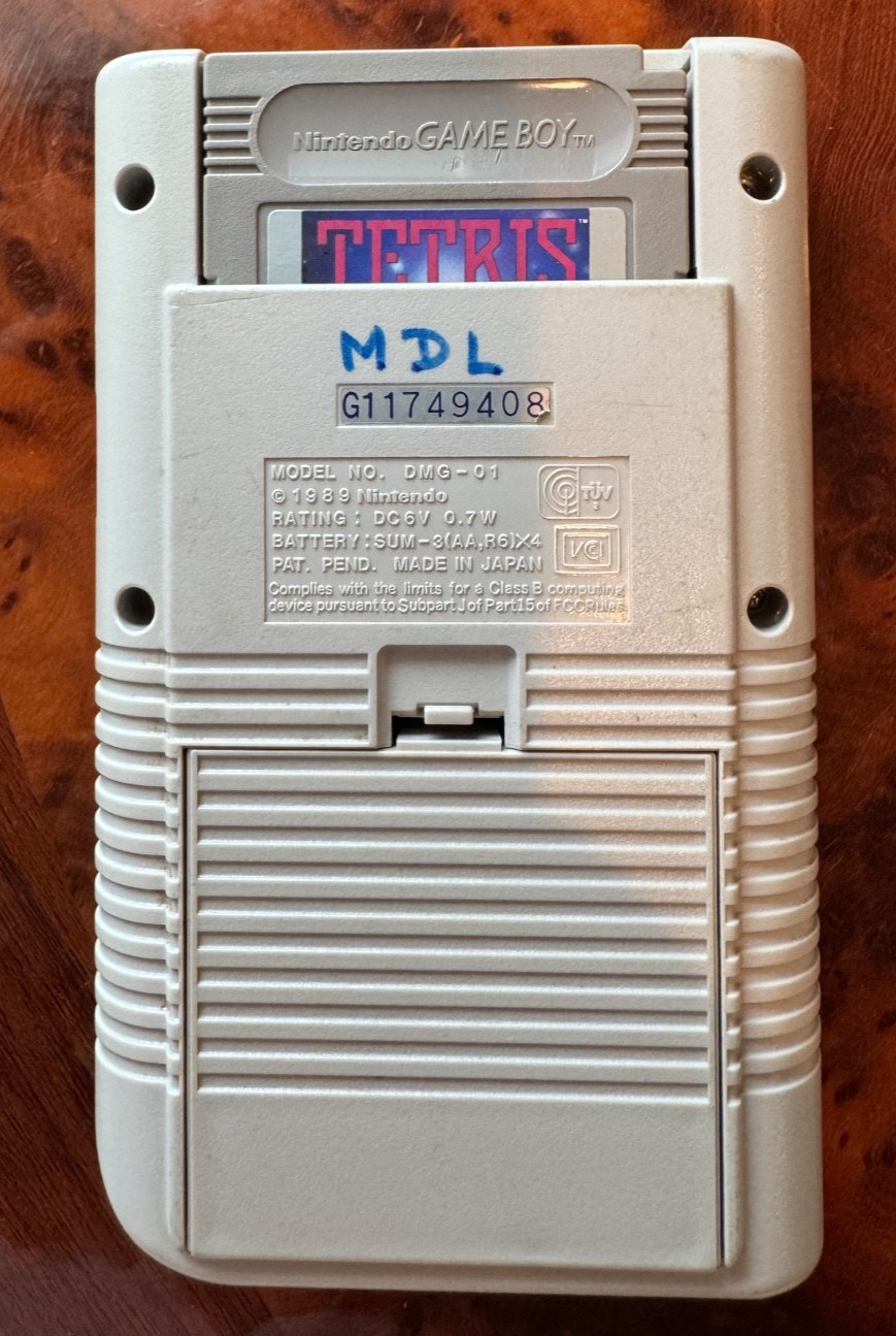 Nintendo Game Boy Original DMG-01 Console – Gray 100% original – Tested Working!