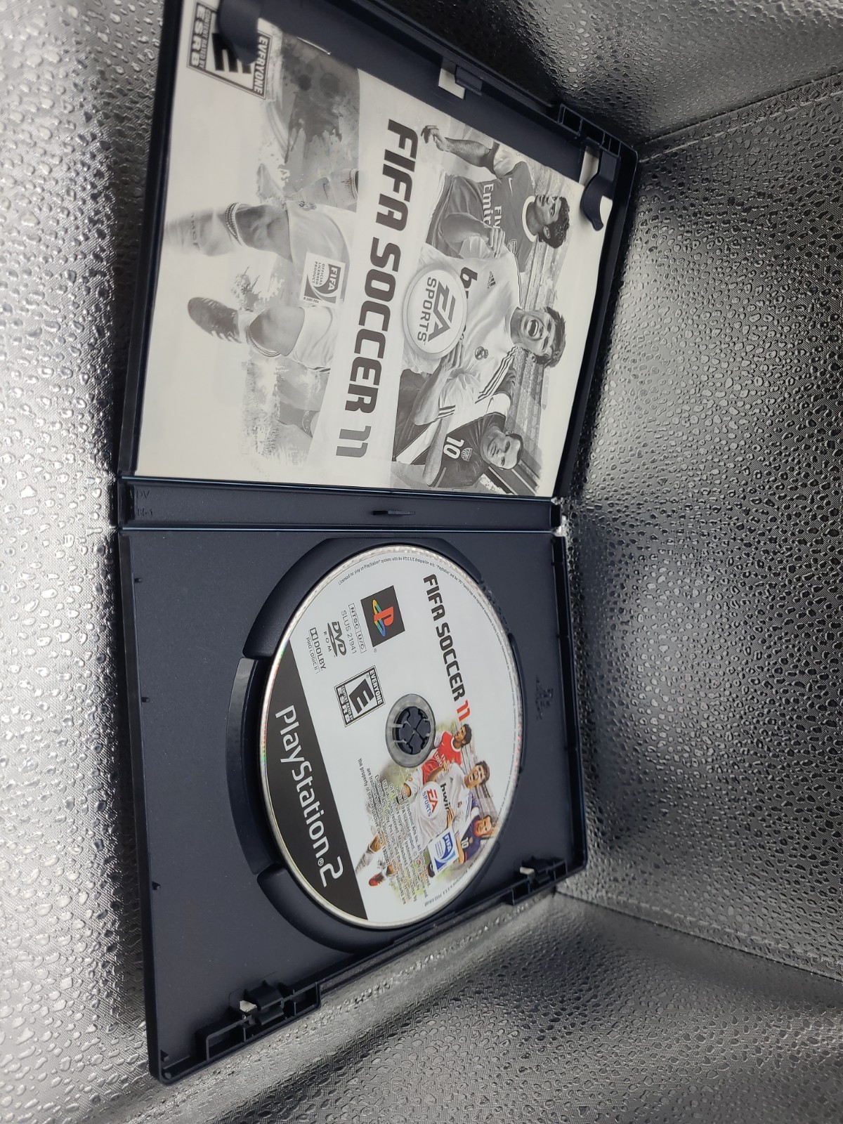EA Sports FIFA Soccer 11 PS2 Soccer E Rated NTSC-U/C Manual Included