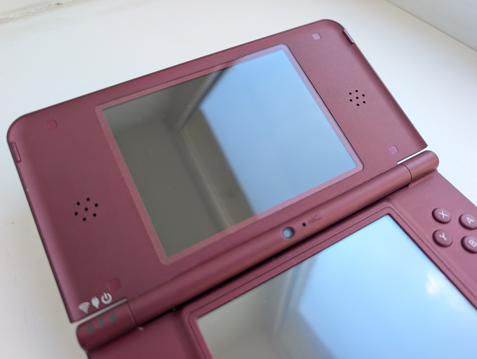 Nintendo DSi XL Burgundy Red Console Fully Working PAL Version Console Only