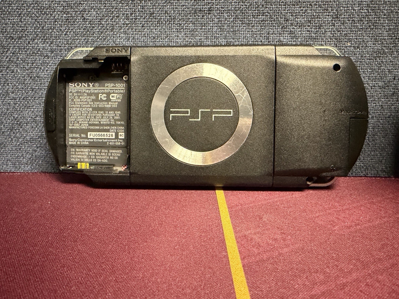 Sony PSP Go PSP-1001 PlayStation Portable – Black, Needs Battery And Cover
