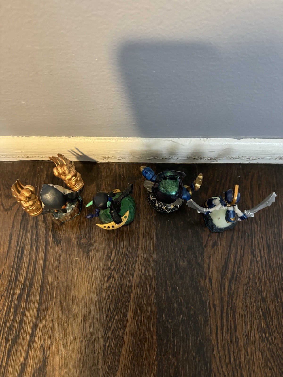 Skylanders Lot Of 4 Figures Dune Bug, Stealth Elf, Chop Chop, Knockout Terrafin