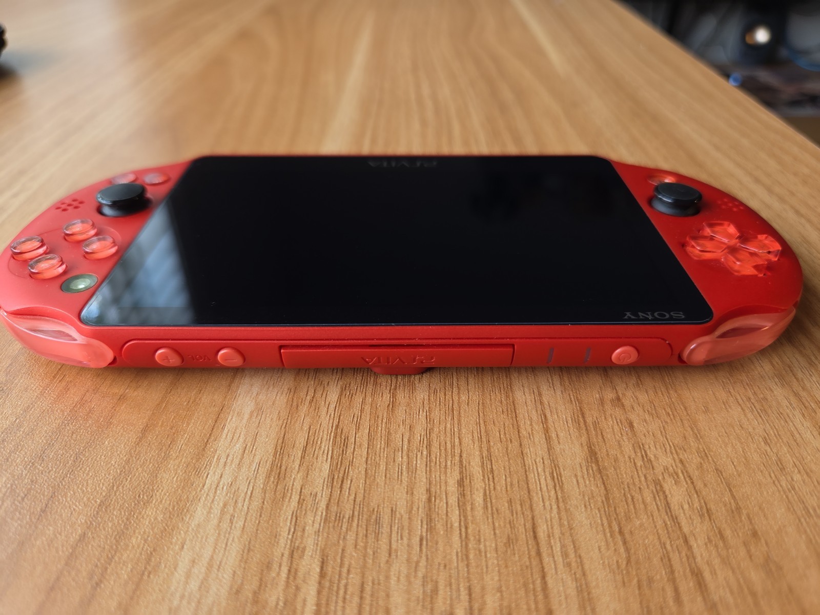 Sony PS Vita 2000 Slim PCH-2000 – Metallic Red – GREAT tested