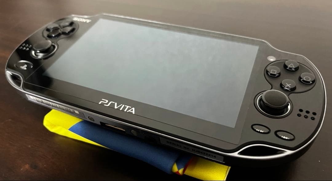 Sony PlayStation PS Vita PCH-1000 Crystal Black CIB w/charger