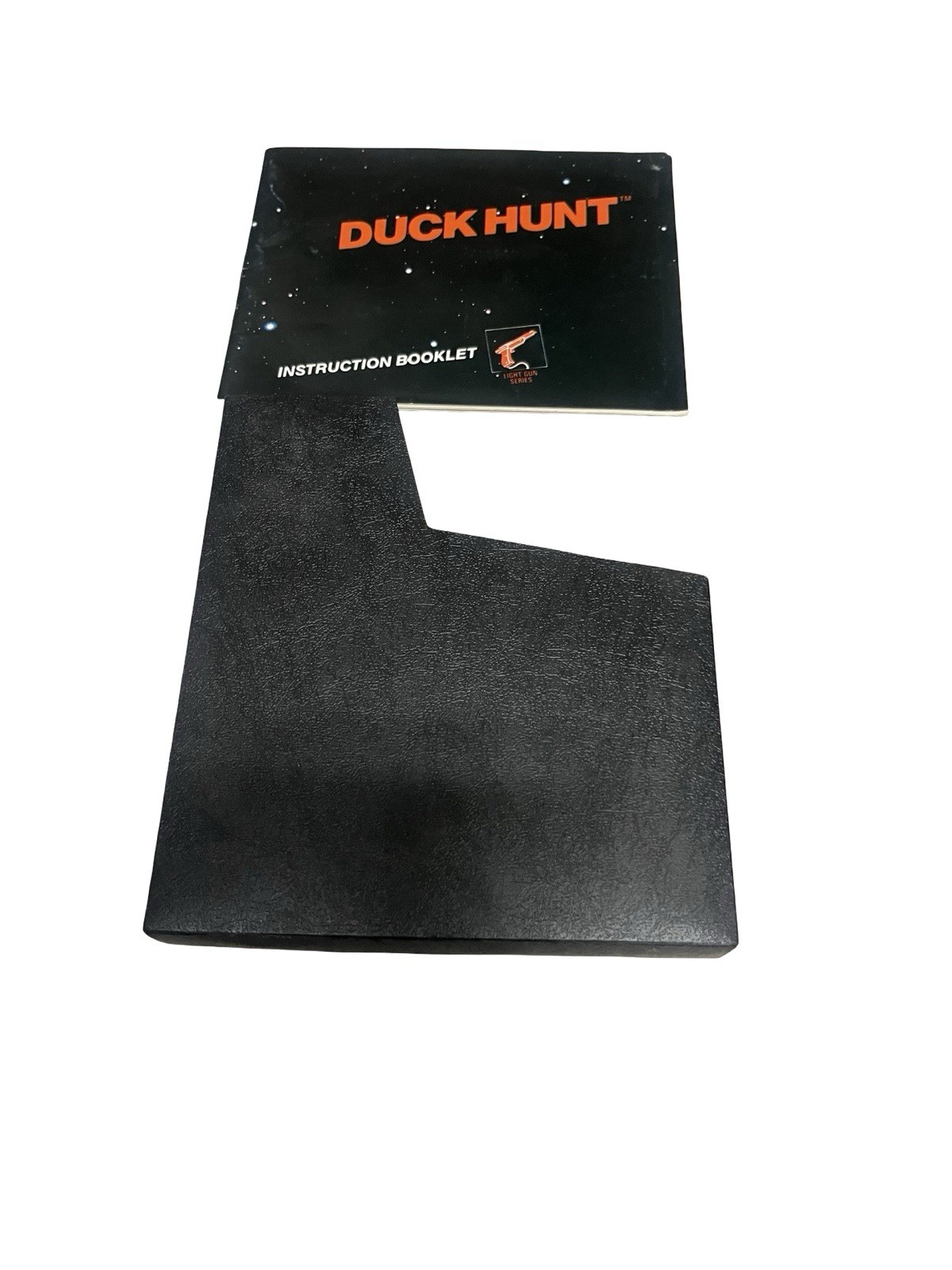 Duck Hunt Nintendo NES, 1985 5-Screw Unpunched Hangtab Complete CIB BLACK BOX