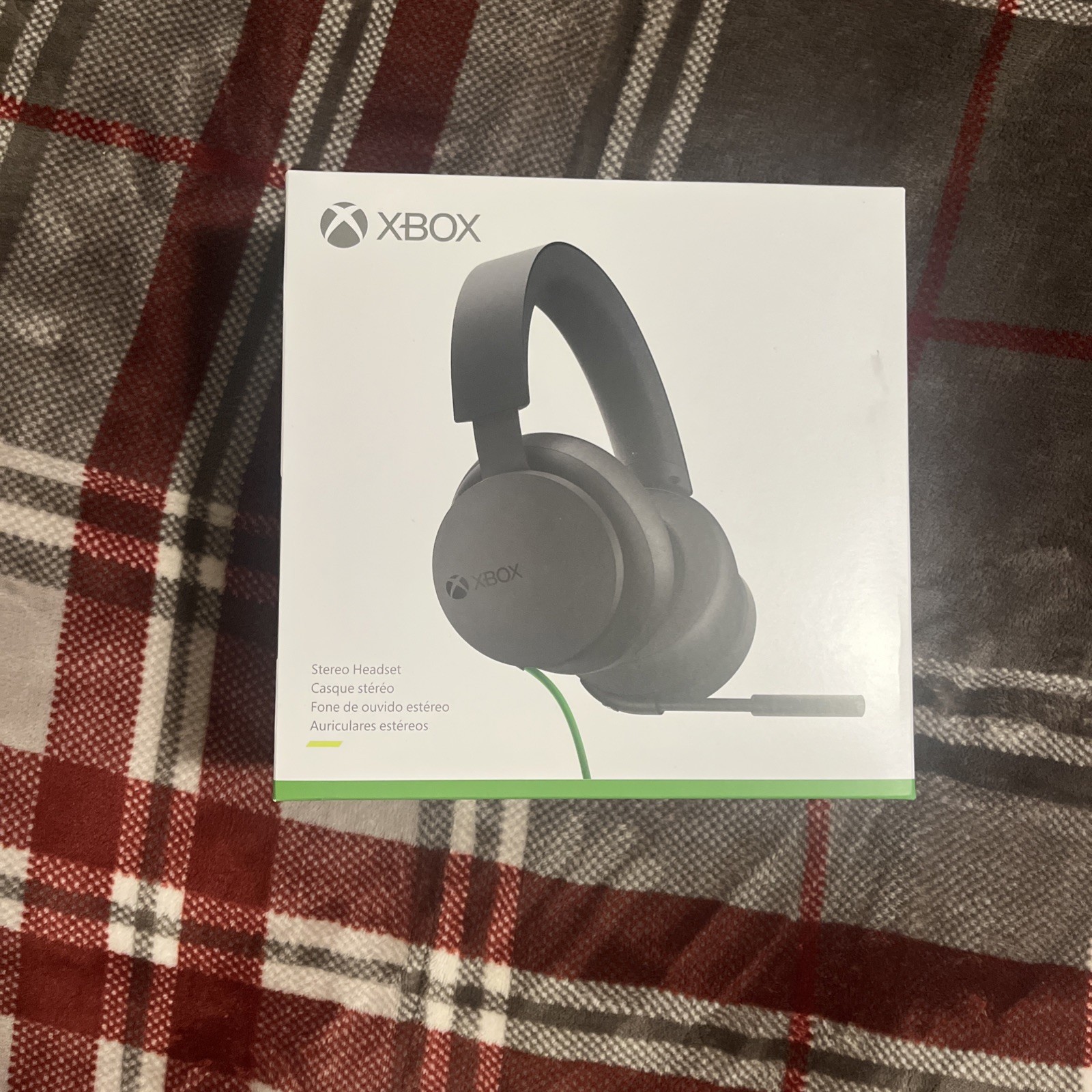 Microsoft Xbox Stereo Headset for Xbox Series X|S, Xbox One, Windows 10 – Black
