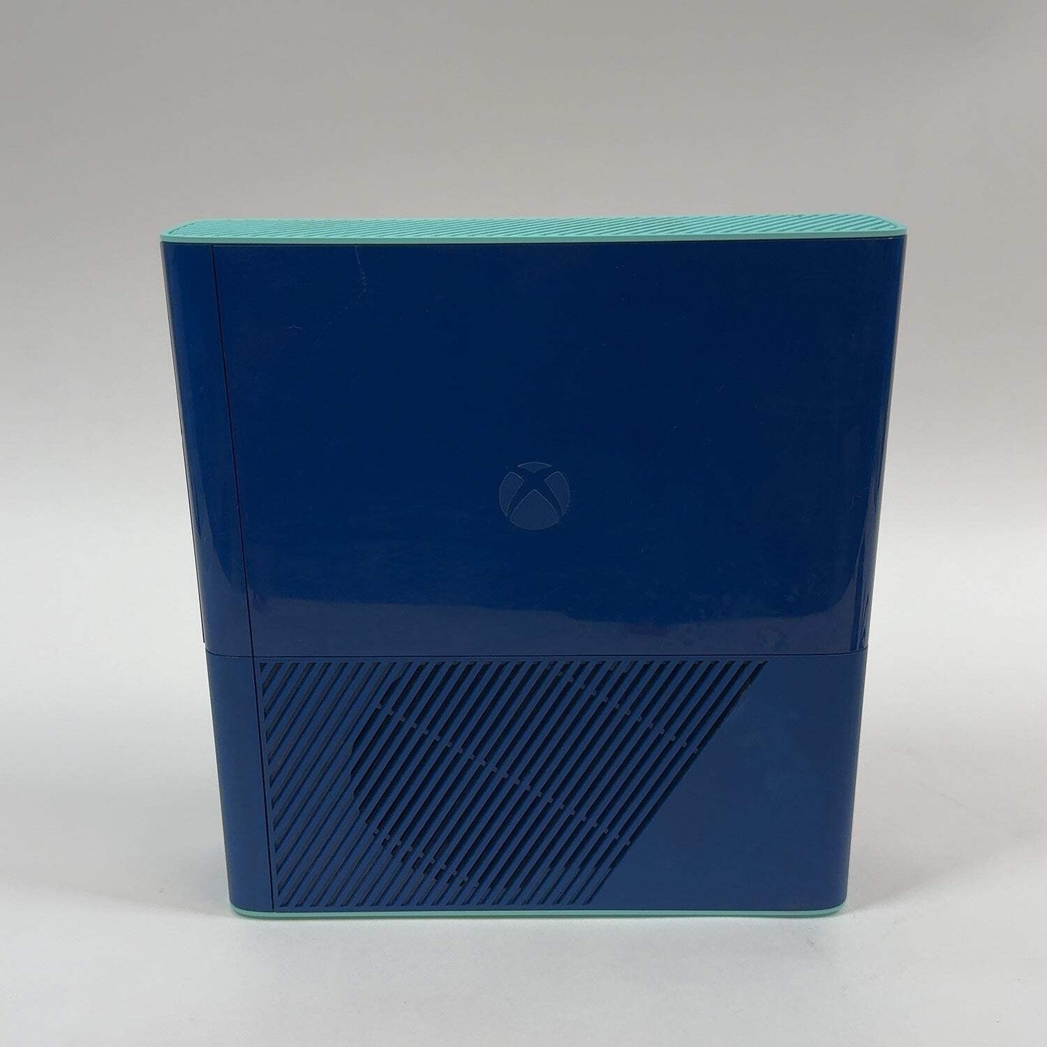Microsoft Xbox 360 E 500GB COD Special Edition Console Gaming System Blue 1538
