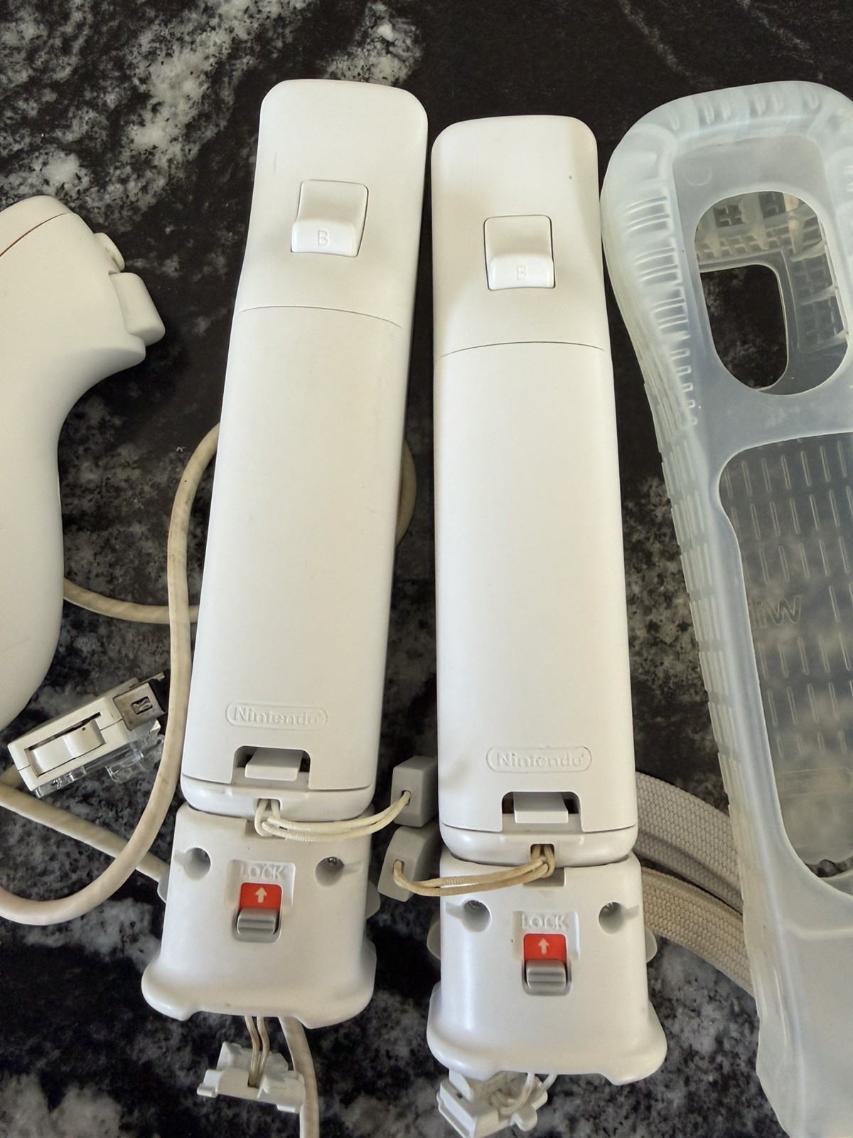 Nintendo Wii White Remote with Motion Plus Adapter and Sleeve and Nunchuck x2