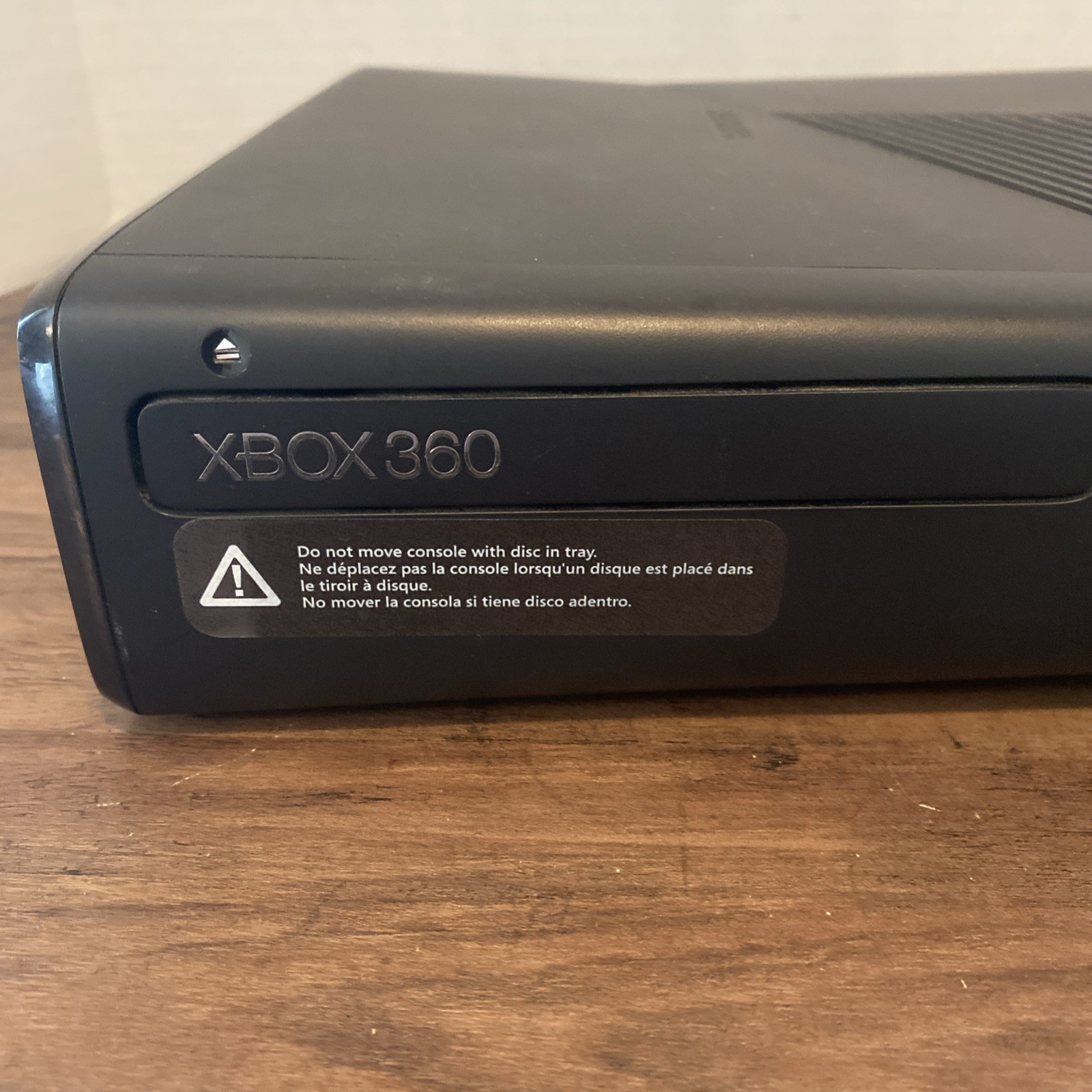 Microsoft Xbox 360 S 4GB Console only – Black (1439) – Tested/works