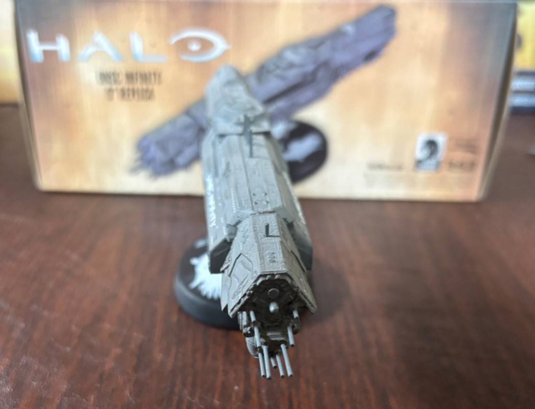 Dark Horse Halo Infinity 9″ Replica Statue