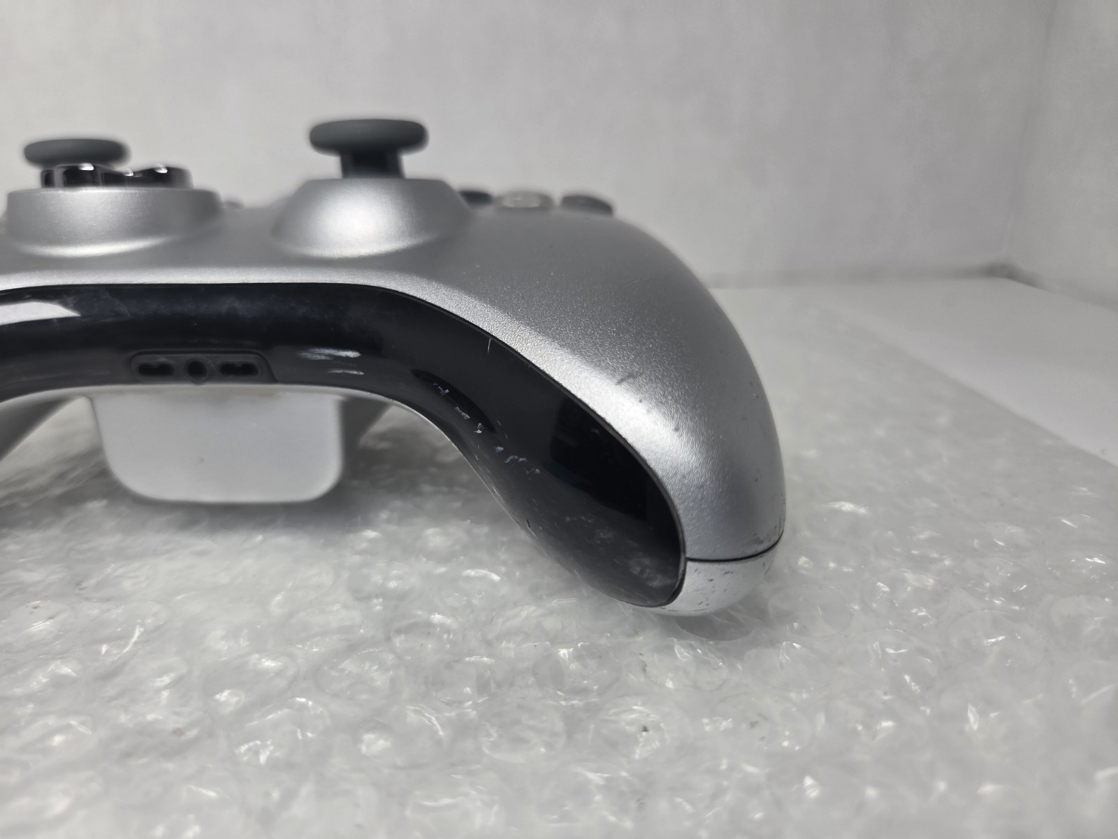 Microsoft Xbox 360 Wireless Video Game Controller Silver Gray New Sticks Tested