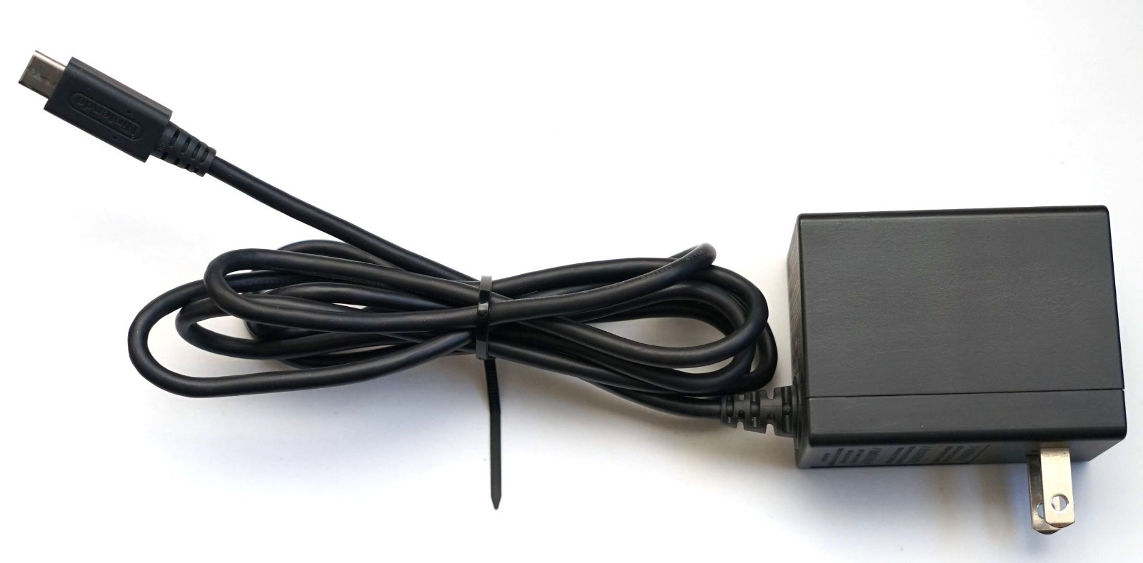 Nintendo AC Adapter Charger for Nintendo Switch HAC-002 USZ