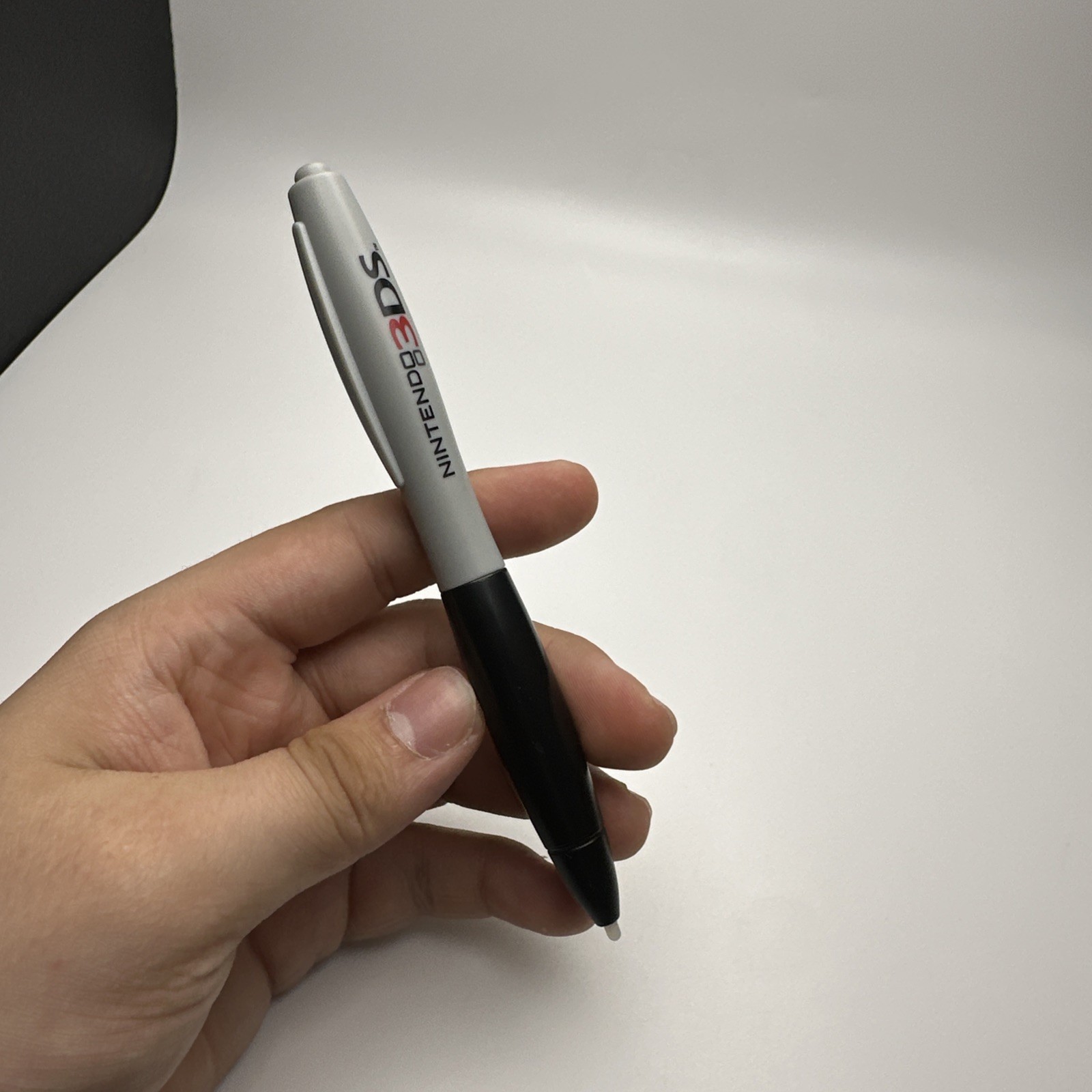 Nintendo 3DS Retractable Stylus Pen Black & Grey Rare Hard To Find