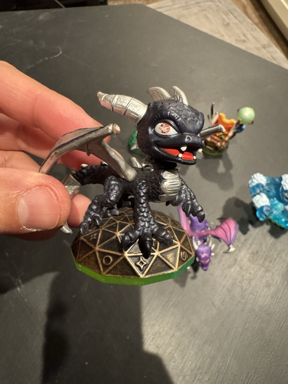 Skylanders Mixed Lot 6 – Stealth Elf Dark Spyro Cynder Slam Bam Roller Brawl Mag