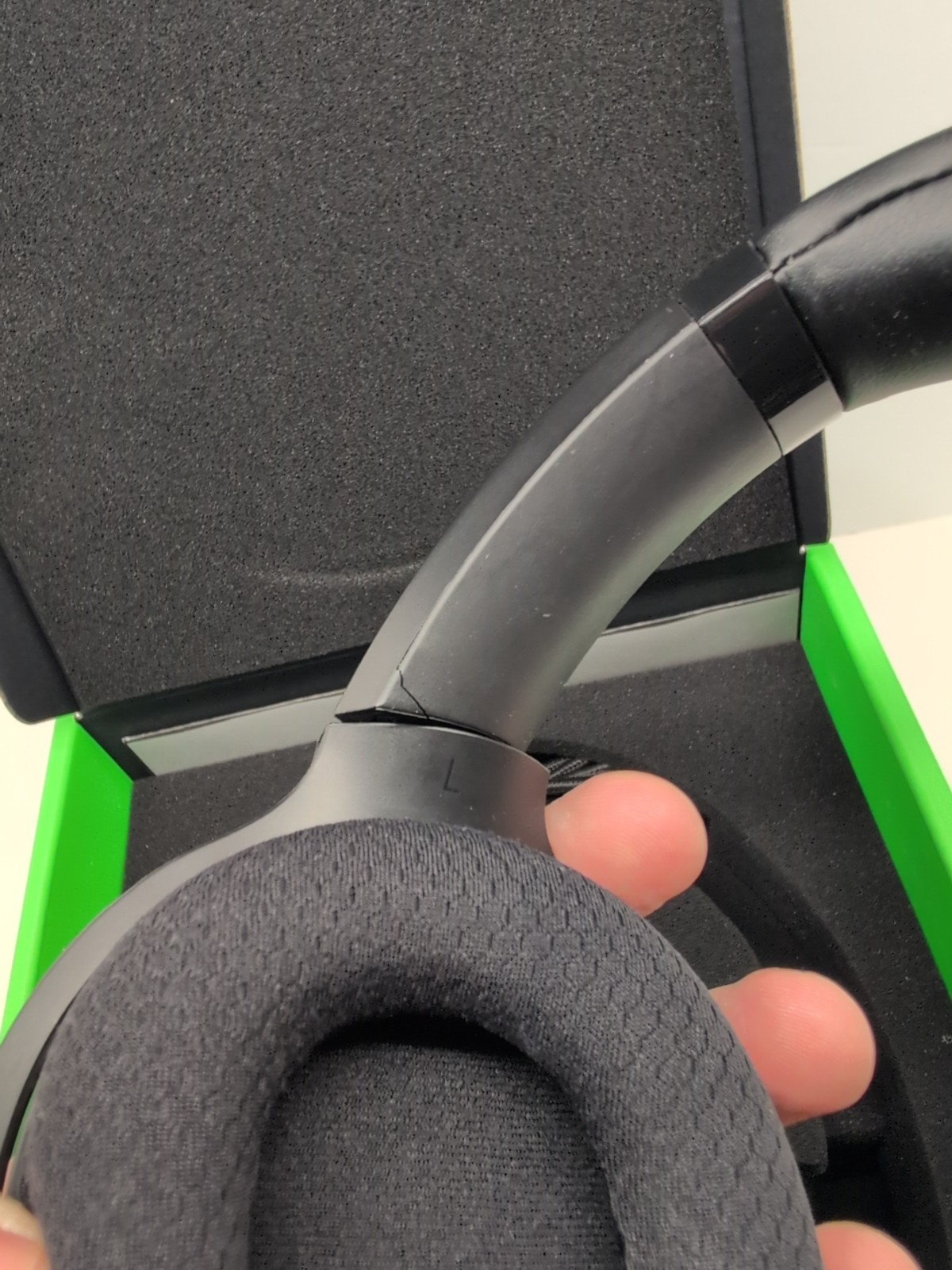 Razer Barracuda Wireless Multi-Platform Gaming & Mobile Headset With Box #2