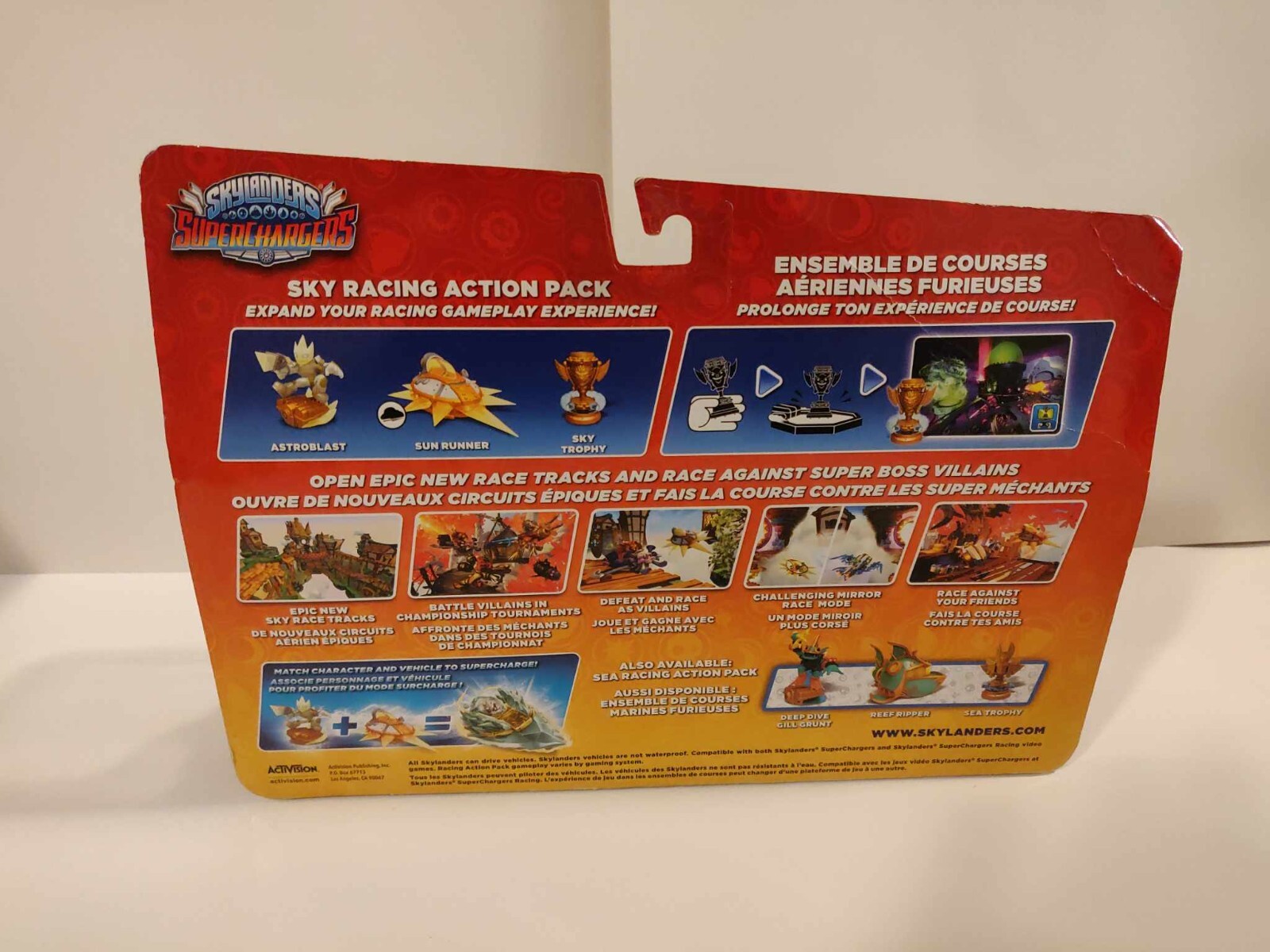 SKYLANDERS SUPERCHARGERS SKY RACING ACTION PACK NEW