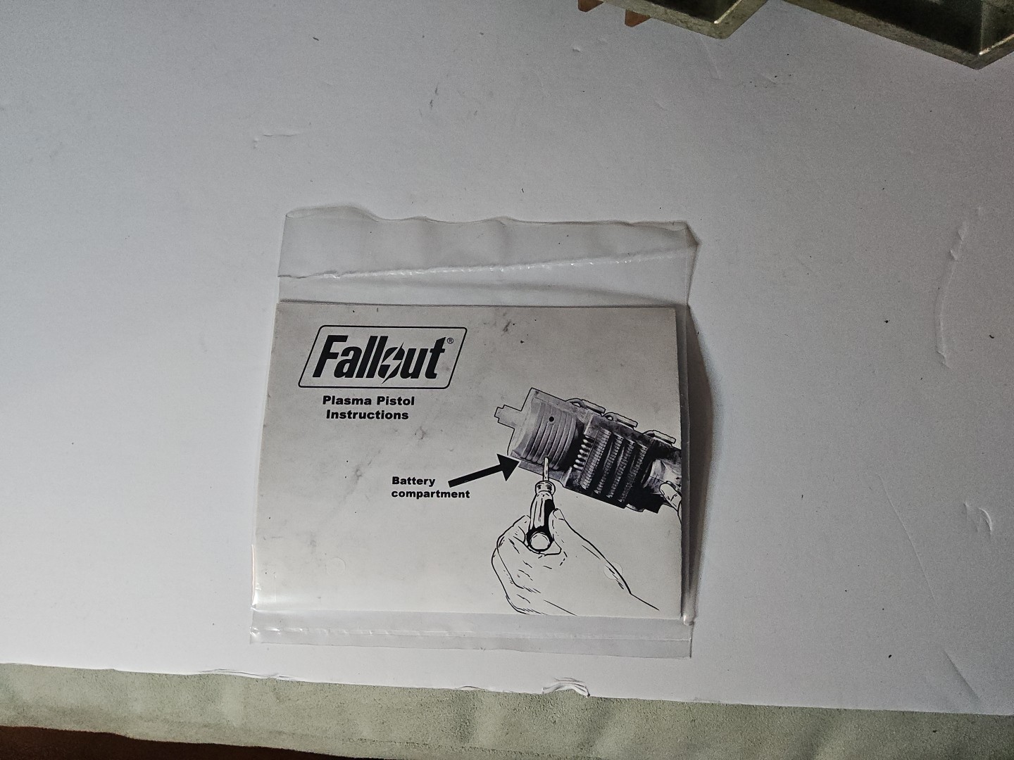 Fallout Plasma Pistol Replica Official Bethesda Thinkgeek Damaged