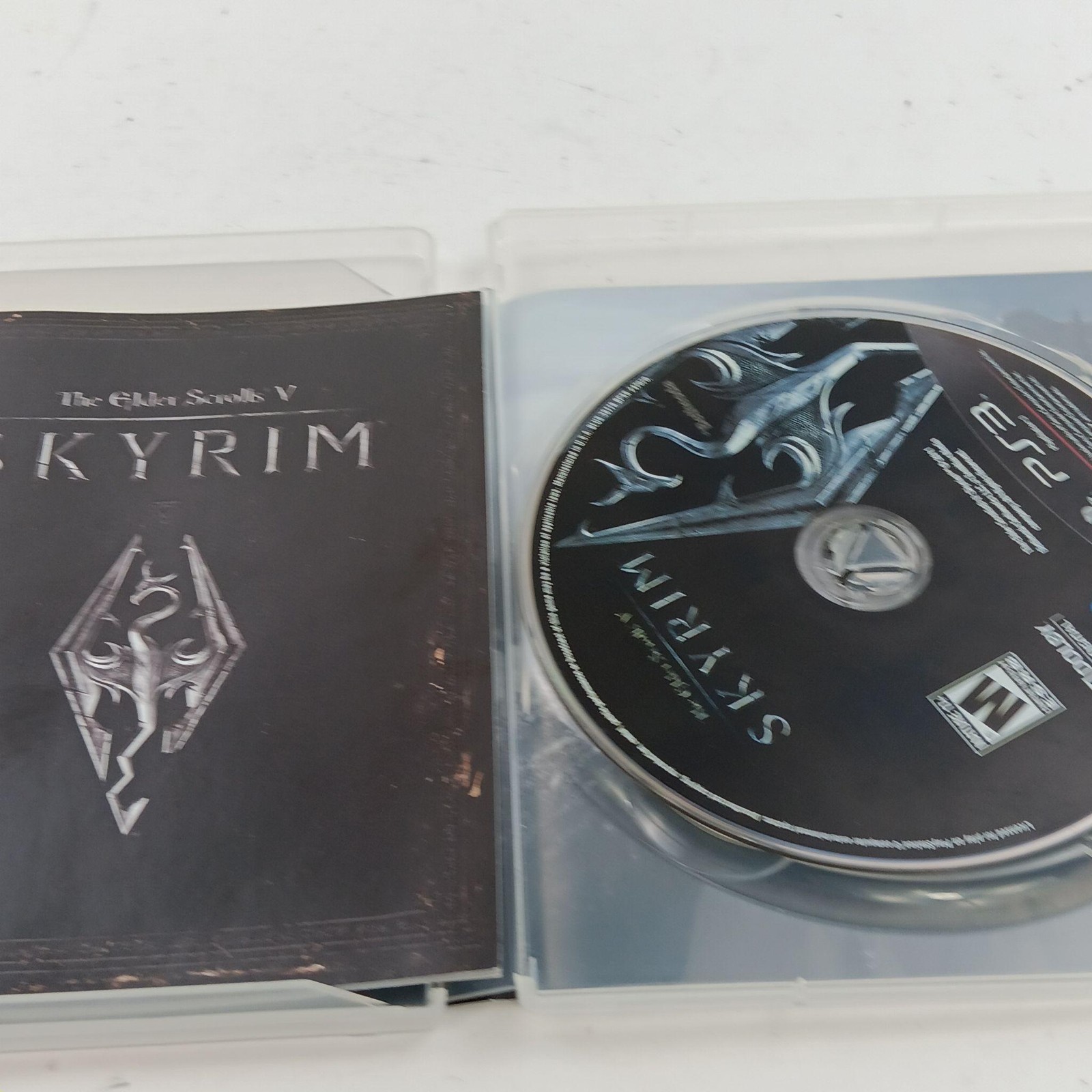 The Elder Scrolls V Skyrim Sony PlayStation 3 PS3 Game HES Bethesda RPG M NTSC