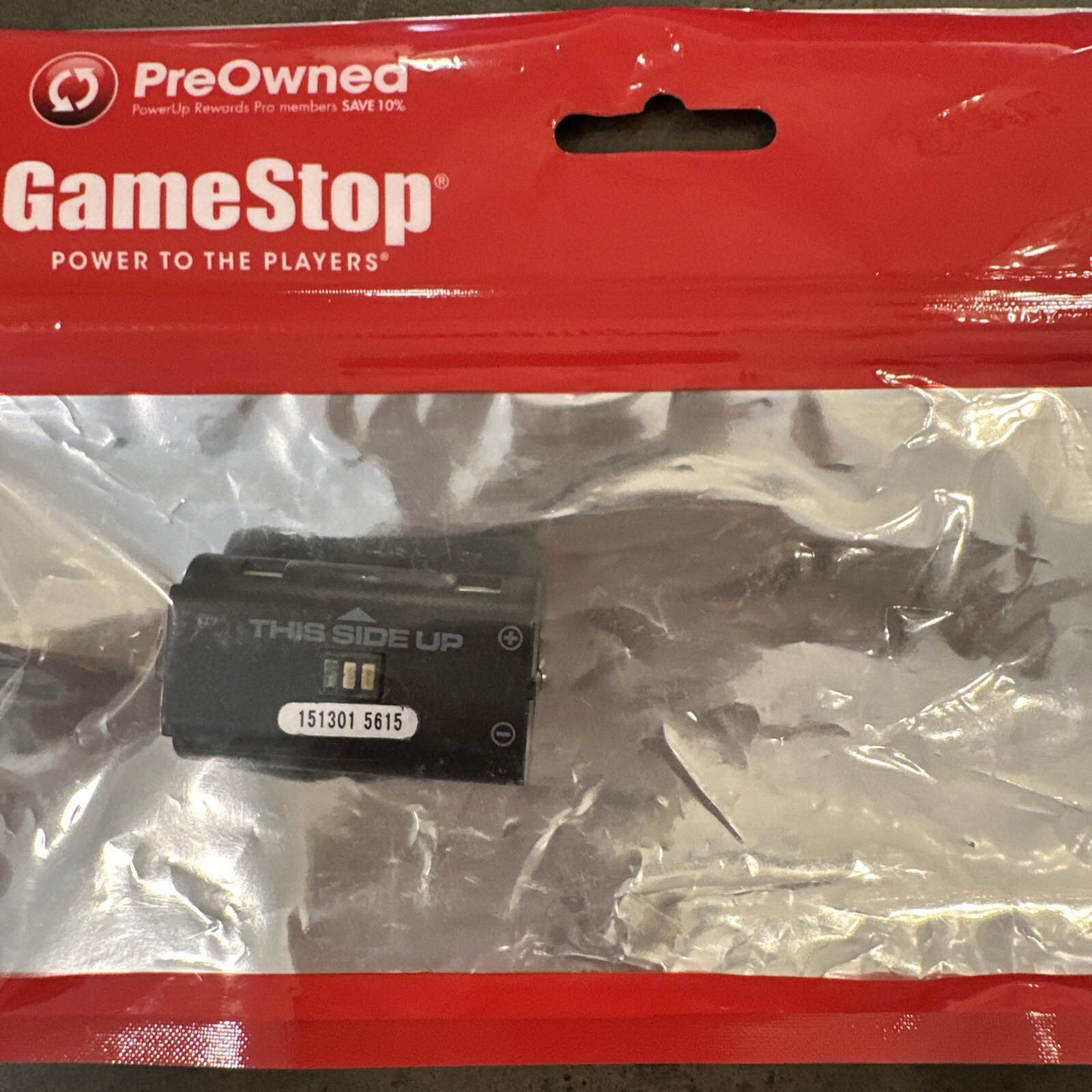 3 – 700 mAh 2.4v Rechargeable Battery Packs for Xbox One Series – USED!