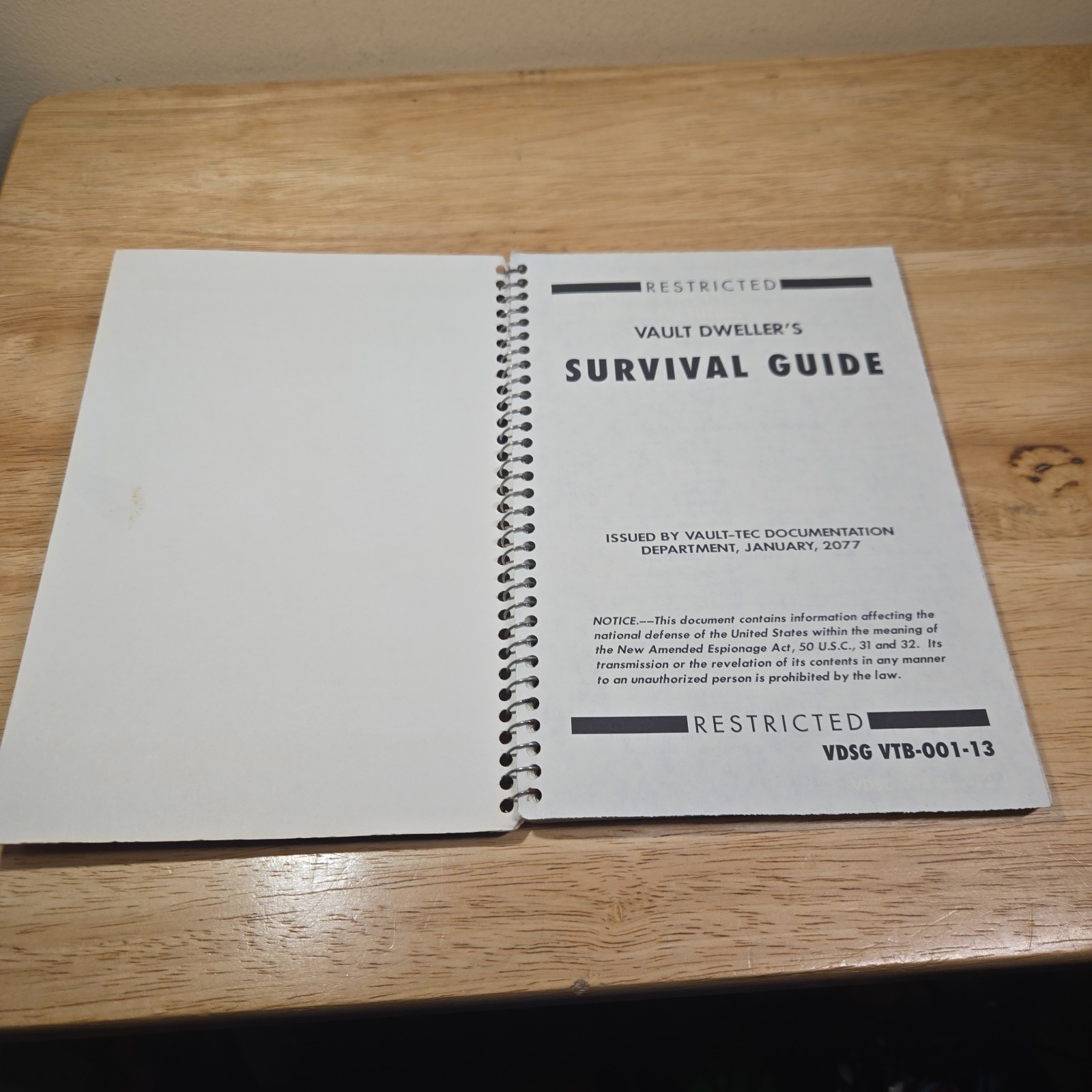 Fallout 1 PC game Orig Spiral Vault Dweller’s Survival Guide VDSG VTB-001-13