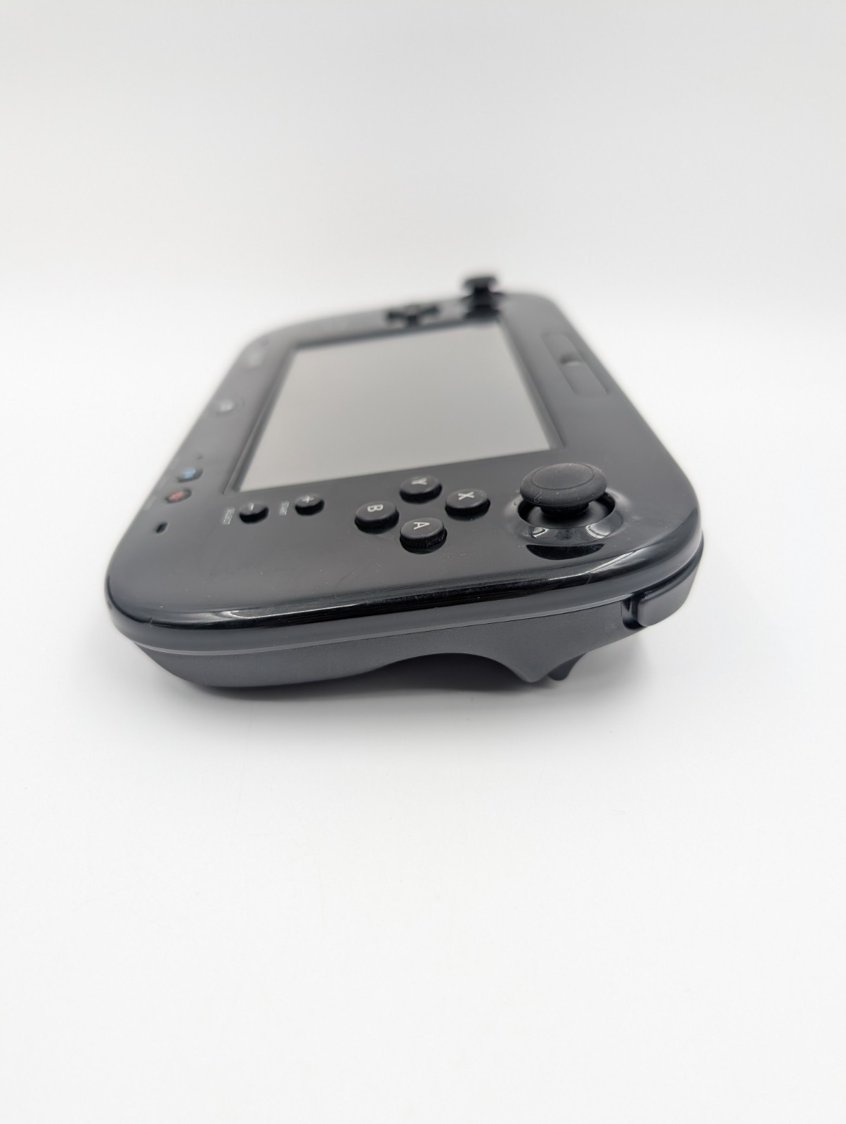 Nintendo Wii U Launch Edition 32GB Black Handheld System w/ Mario Game