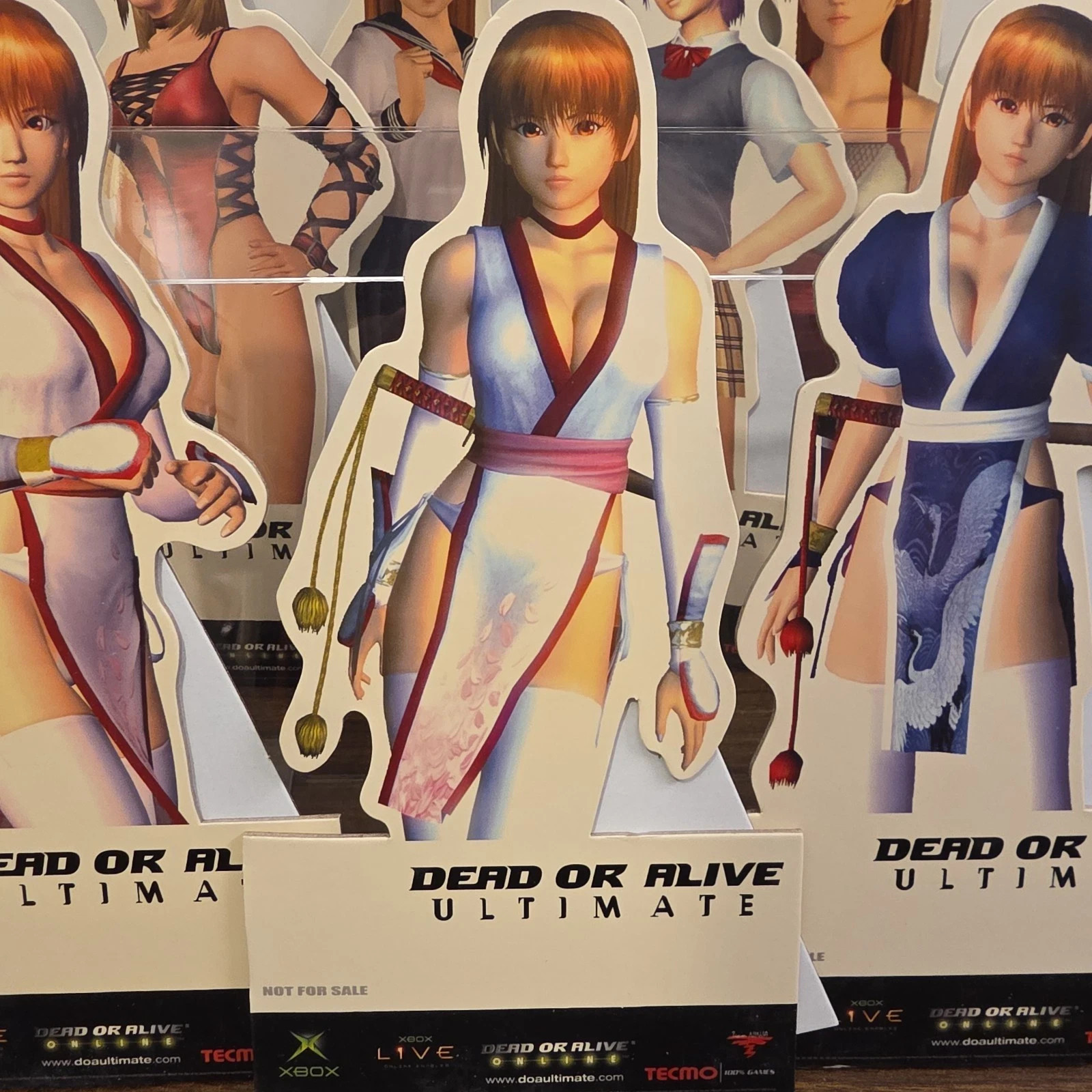 Dead Or Alive Ultimate Xbox Live Original Counter Standee Girls 8x Complete set