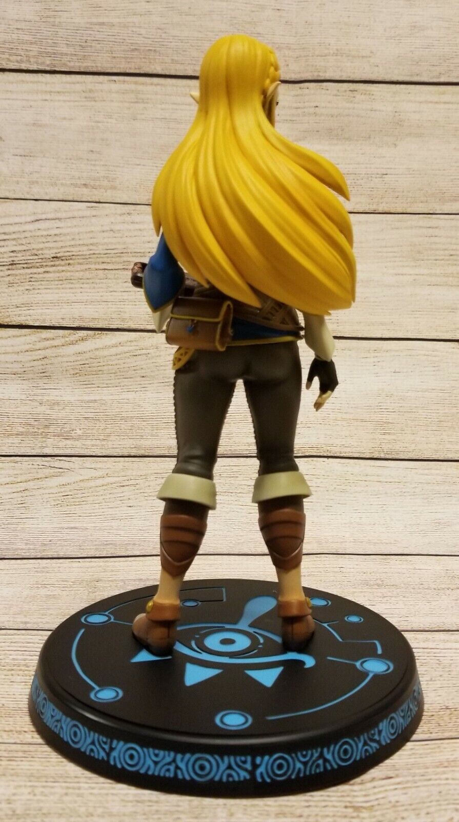First4Figures Zelda 10″ Breath of the Wild PVC Statue Regular Ed. MIB