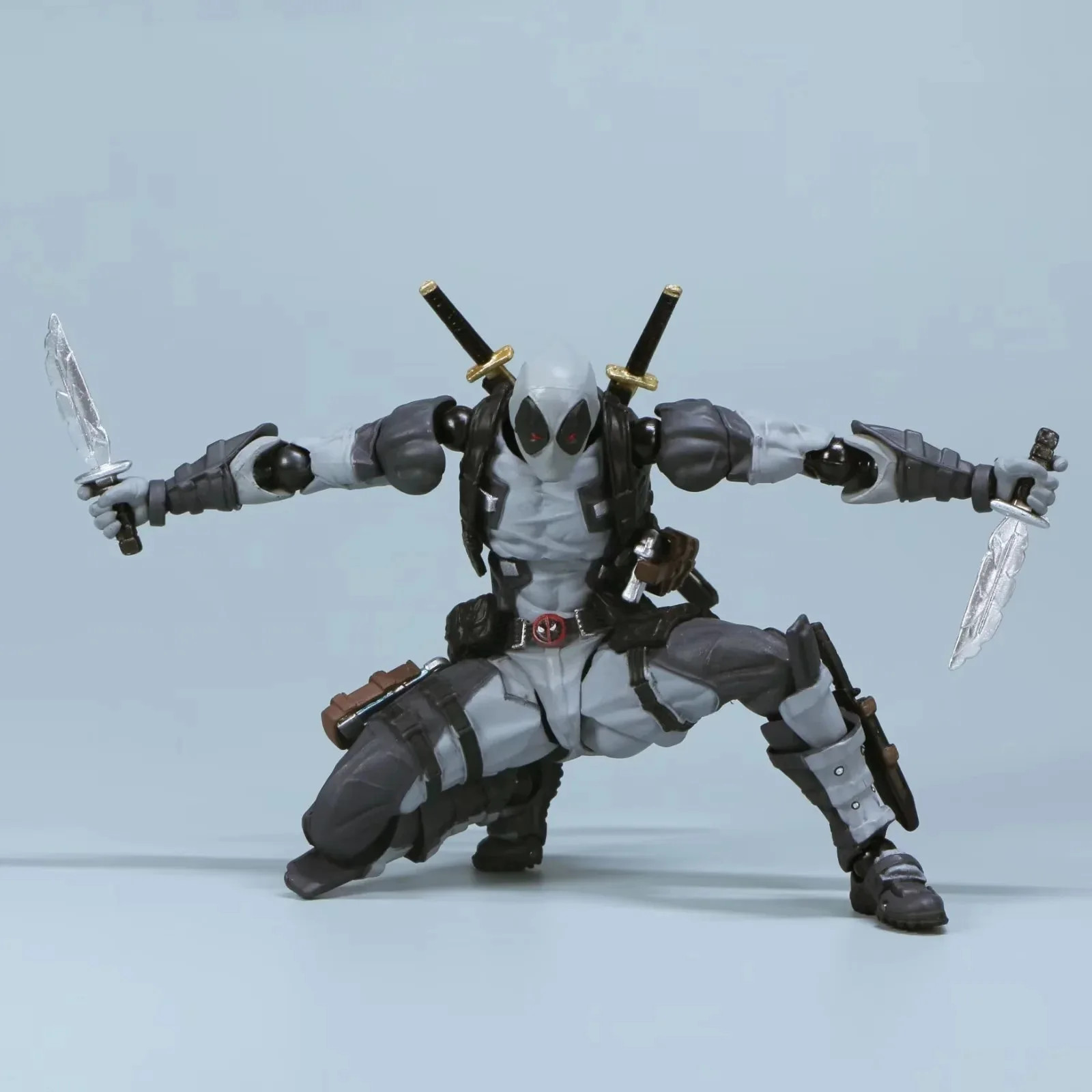 AMAZING YAMAGUCHI Deadpool 2.0 Grey Action Figure Movable KAIYODO Wade Toy Sets