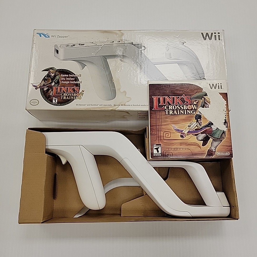 Nintendo Wii Zapper Gun with Link’s Crossbow Training Game *Water Damaged Box*