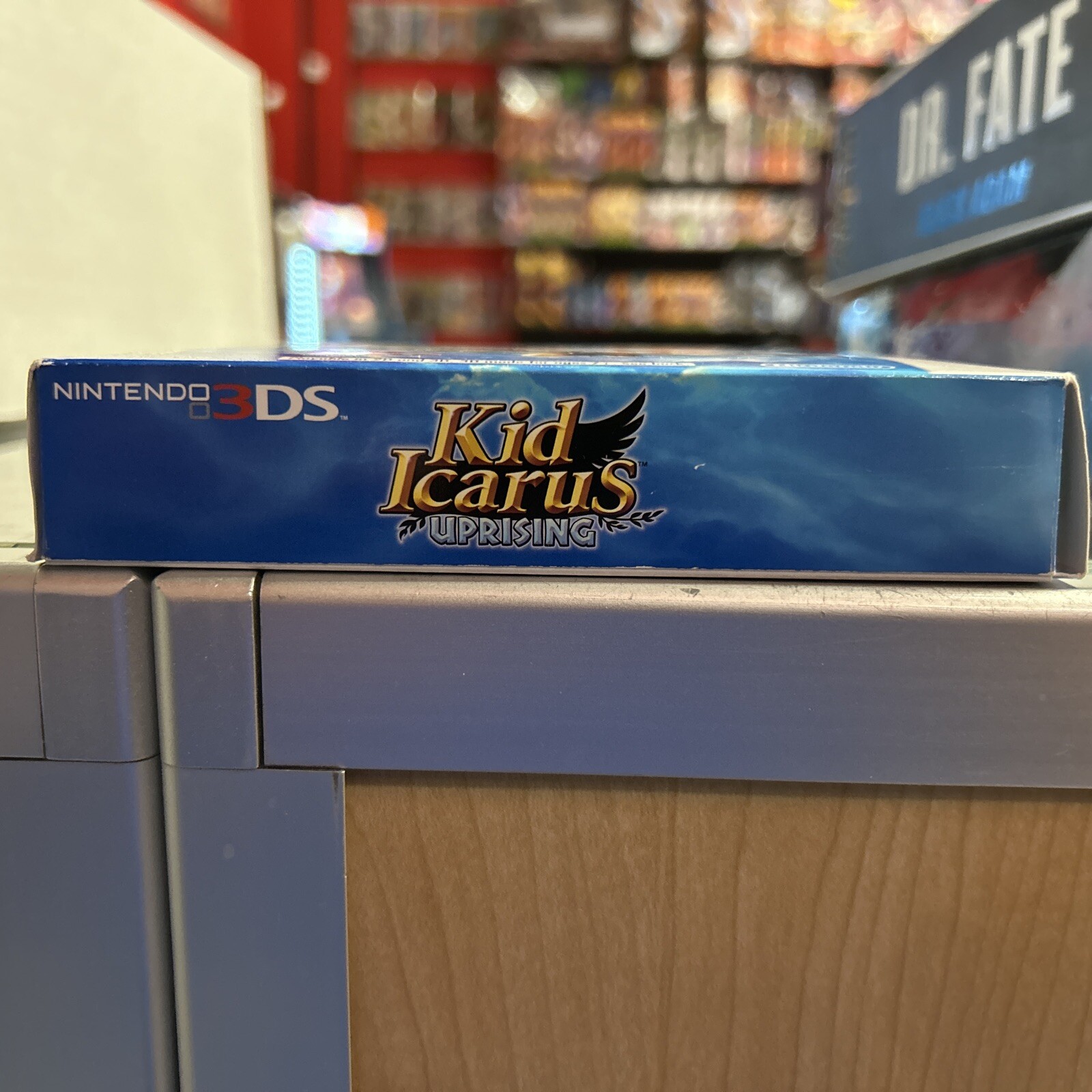 Kid Icarus Uprising (nintendo 3DS, 2012) complete in the box great piece