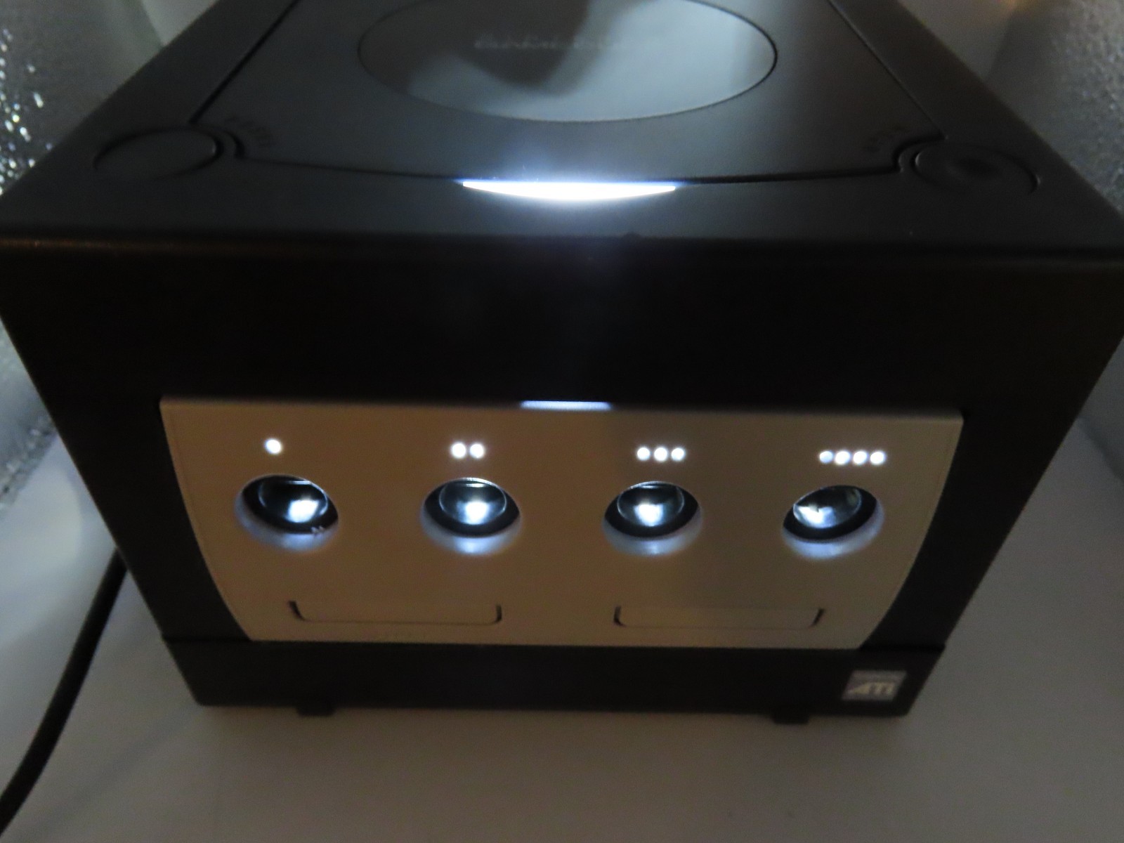 Nintendo GameCube WHITE LED Light Mod Modification Kit – Fan, main LED and ports