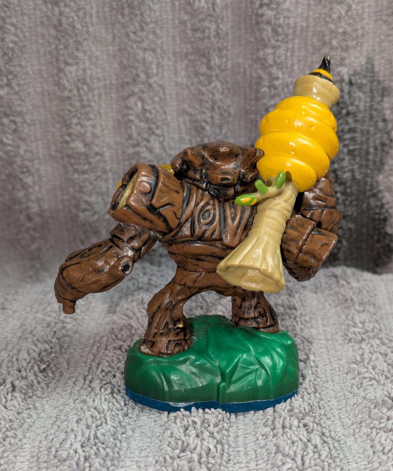 Skylanders Swap Force Bumble Blast Action Figure