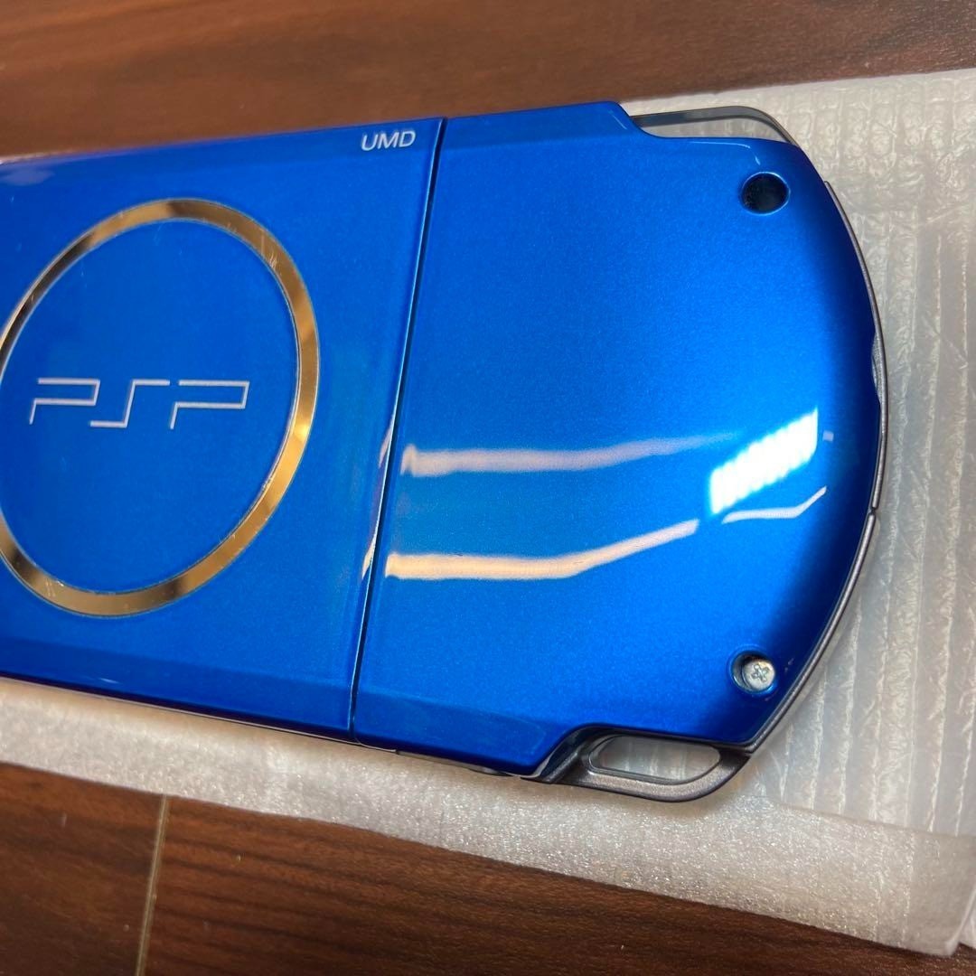 PSP 3000 console, Vibrant Blue 4199 From Japan