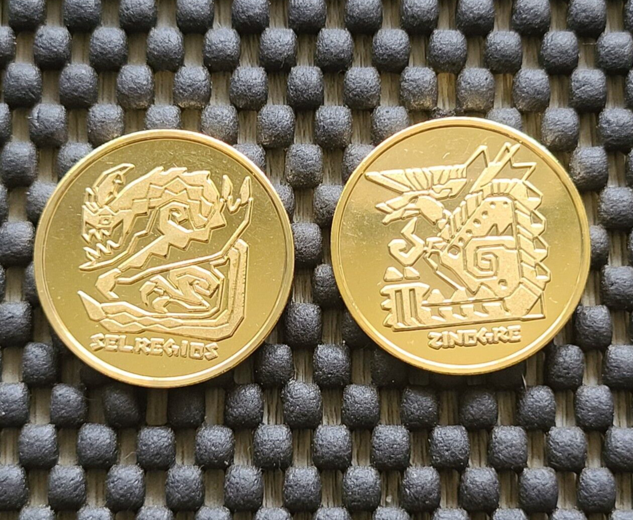 Monster Hunter Universal Studios Japan 2 Coin Medal Rare Promo SNES GBA CAPCOM