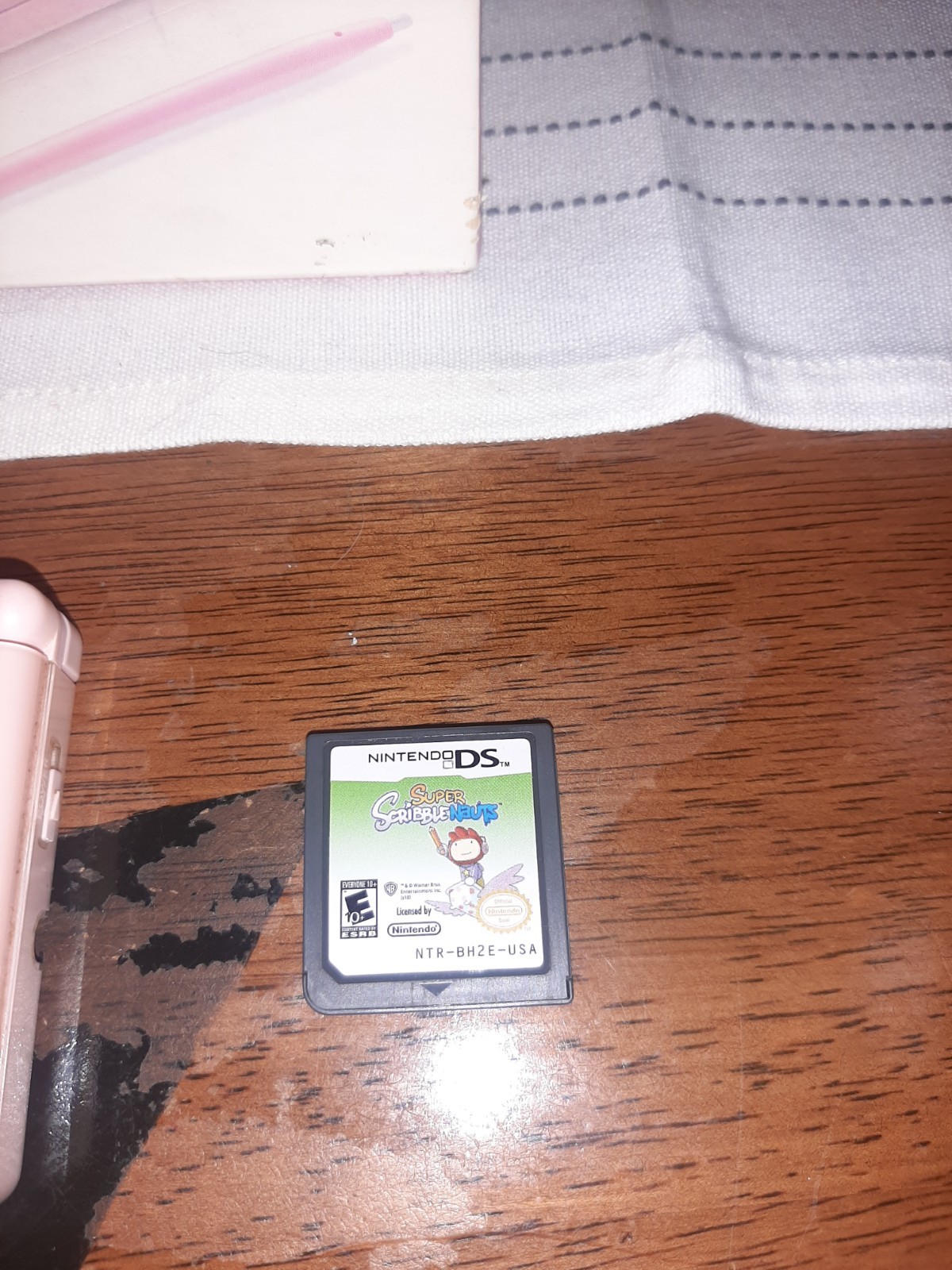 Nintendo DS Lite Pink Handheld System Console w/ Box & Super Scribblenauts.