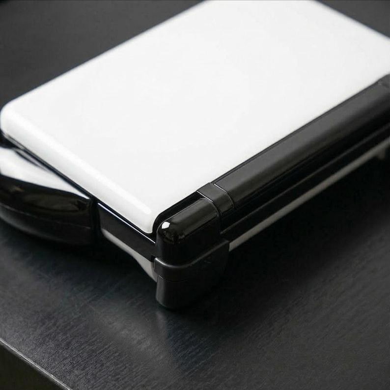 AYN Thor Handheld 3D Print Grip with Included Color-Matched Trigger Cap Upgrades