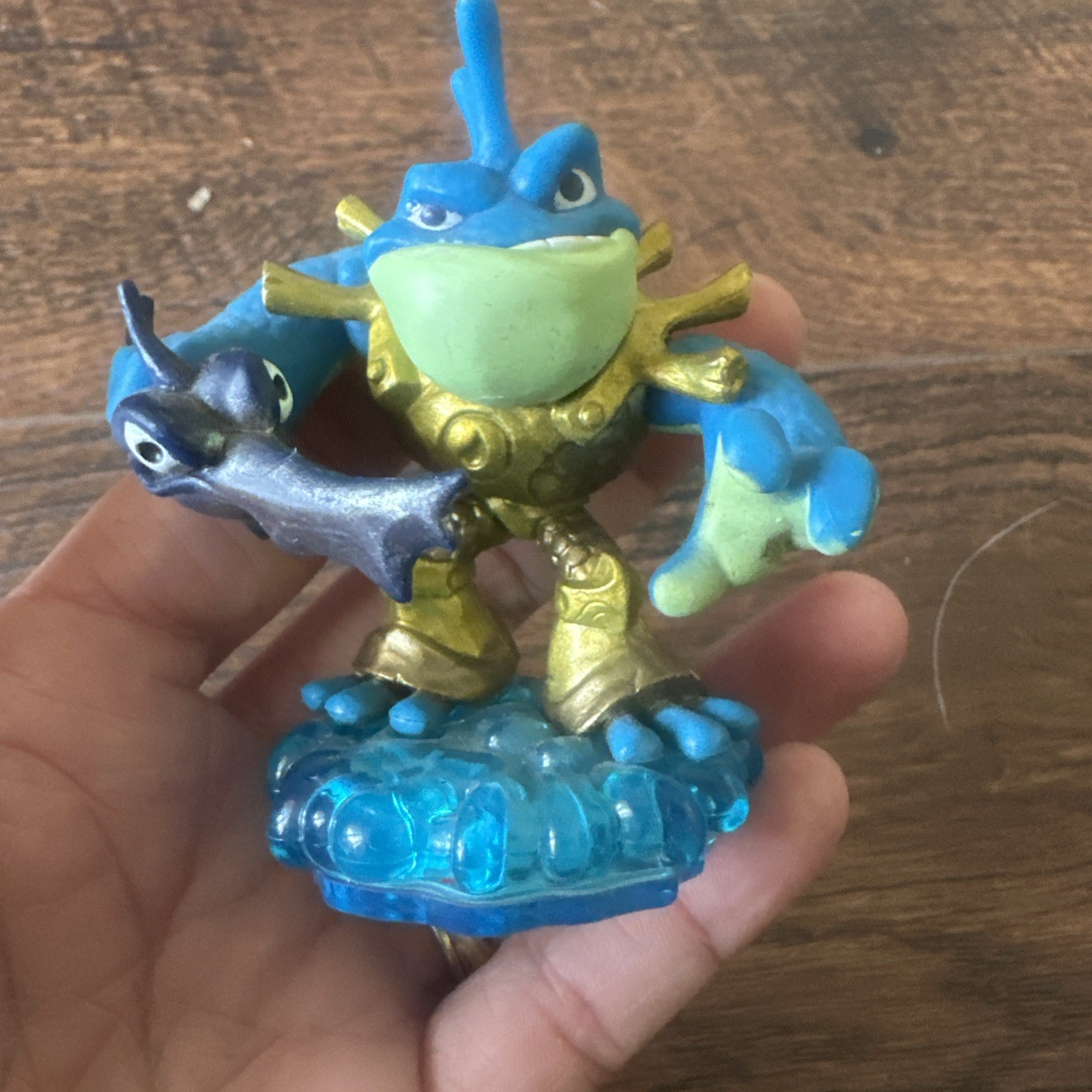 Skylanders Swap Force Figure – Rip Tide (Blue Base)
