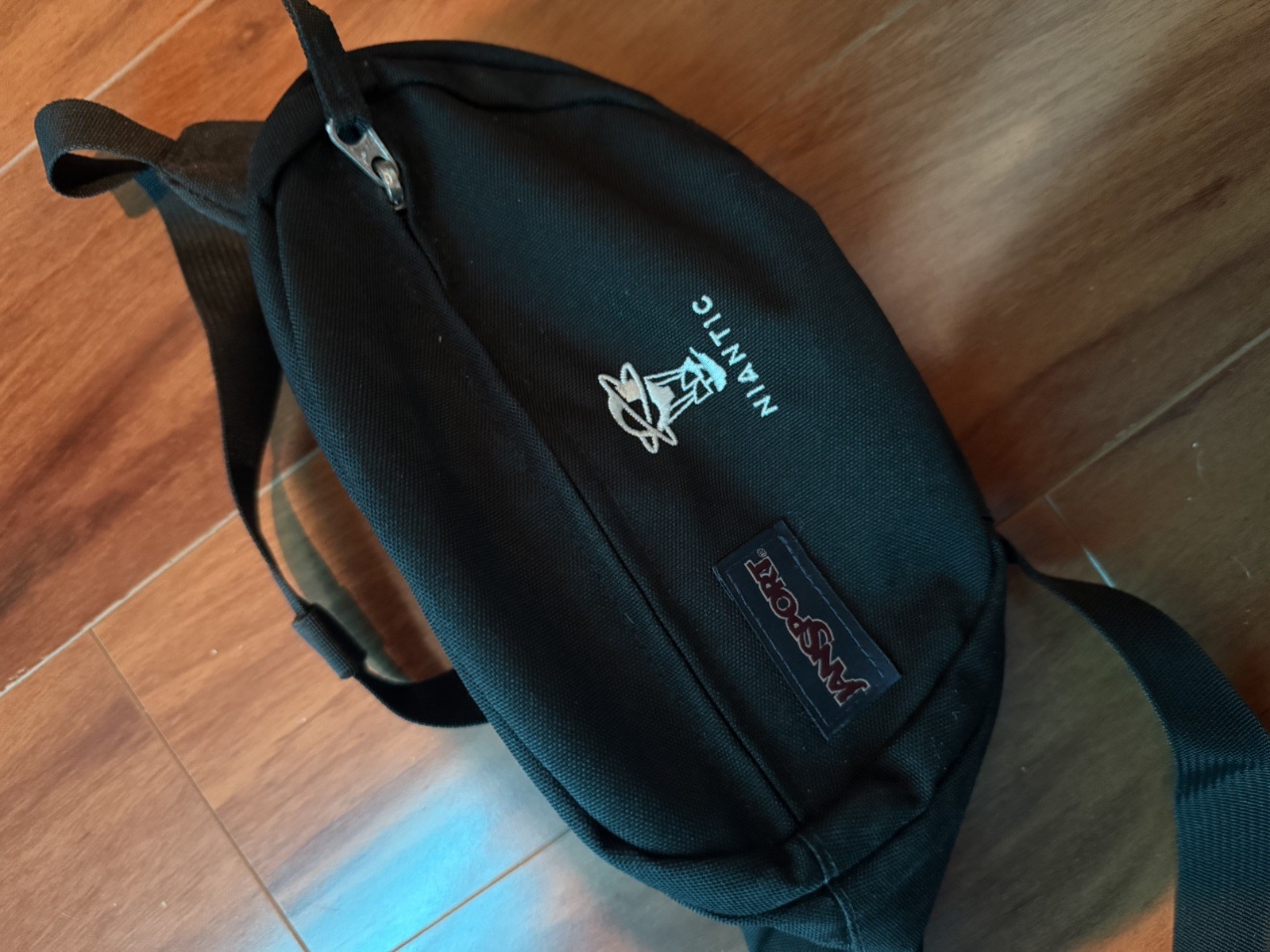 Niantic Airship Pokemon Jansport Fanny Waist Pack Rare Community Day Exclusive