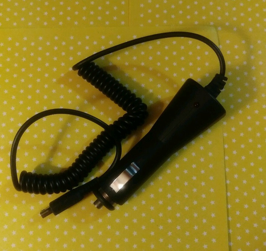 New Nintendo DSI Power Adapter Car Charger.