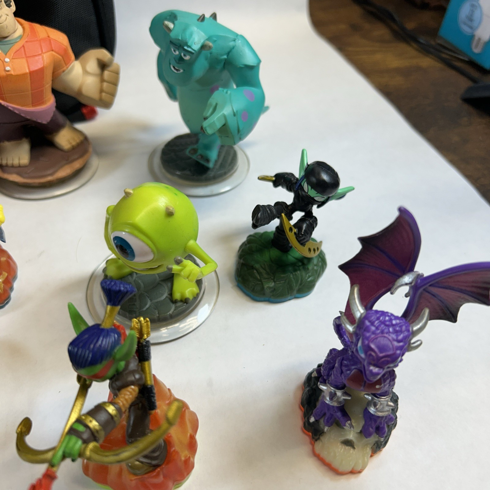 Disney Infinity Figures / Bag And Skylanders Bulk Lot