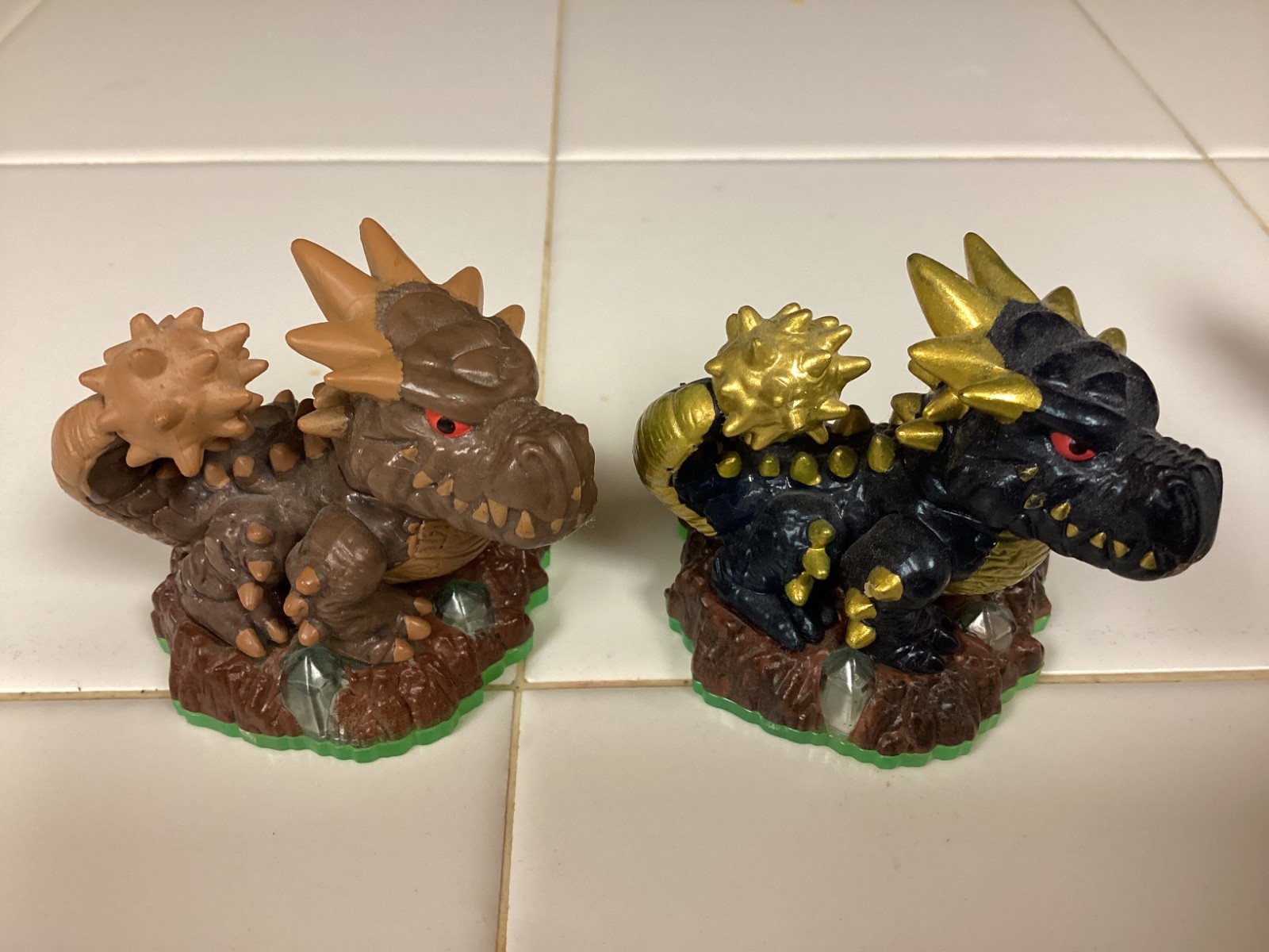 Skylanders Spyros Adventure Variant lot : Blue Bash, Bash , and Legendary Bash