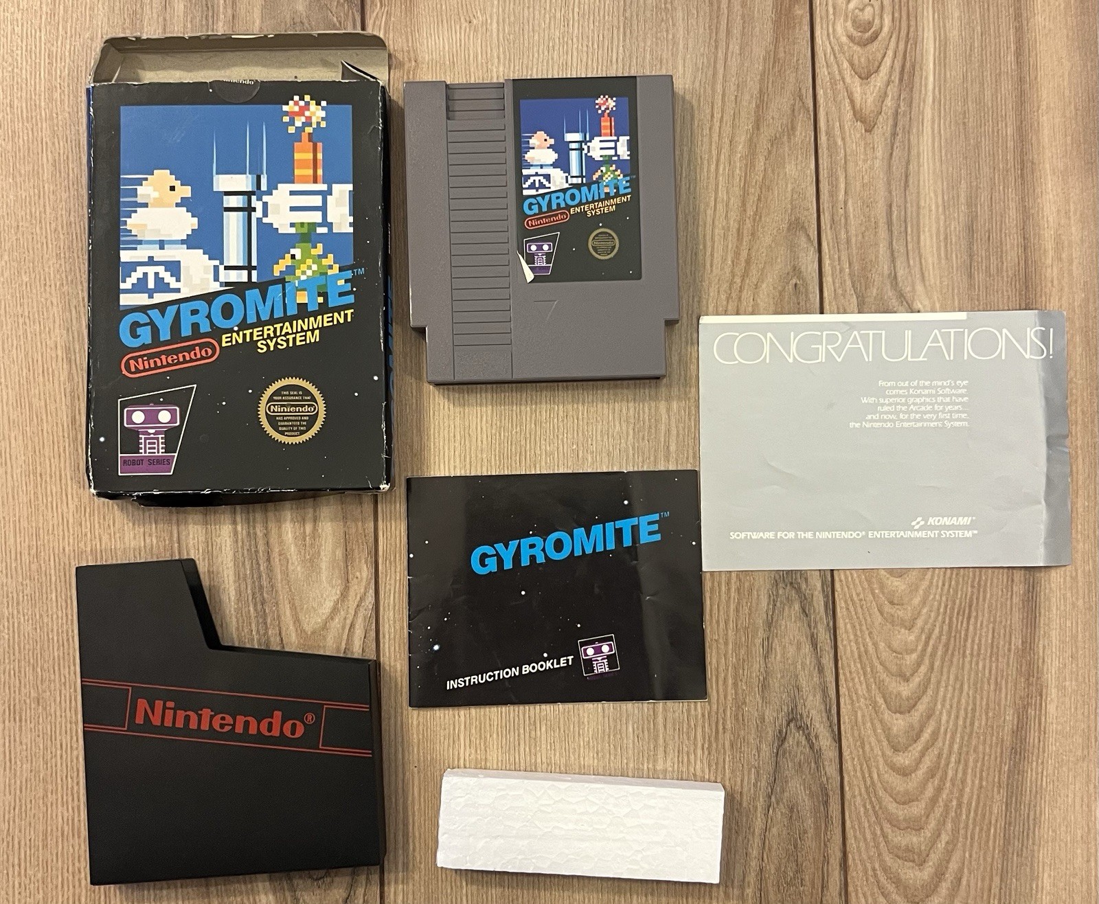 Gyromite (Nintendo NES, 1985) 5-Screw w/ Hangtab Black Box CIB Complete Tested