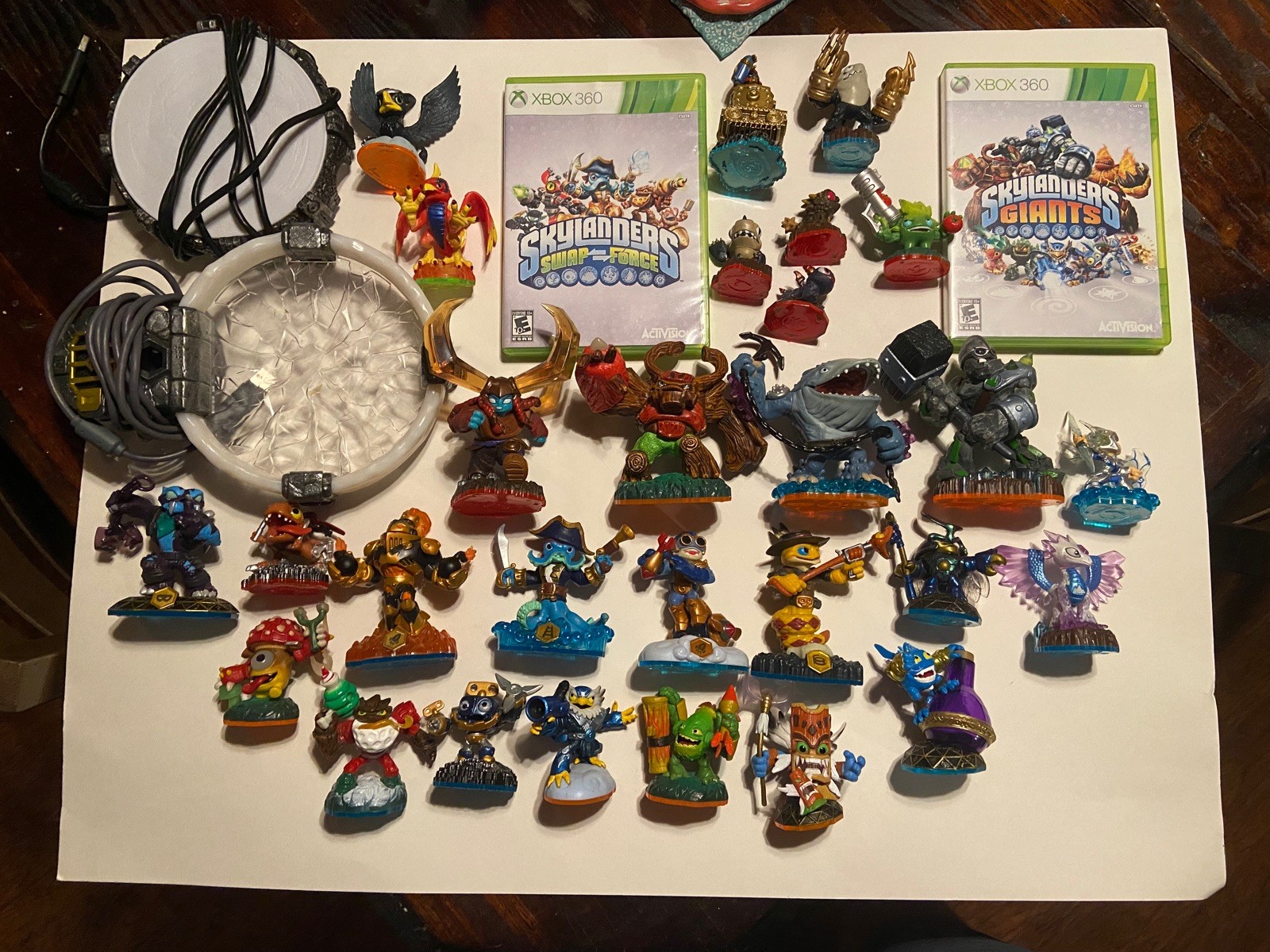 NEEDS TO GO ASAP – Skylanders Lot Of Characters, 2 Portals, & 2 Games