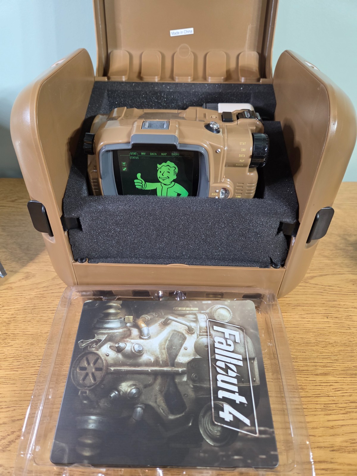 Bethesda Fallout 4 Pip-Boy Edition Limited Edition Replica for Xbox One