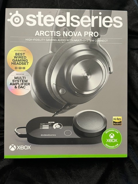 Steelseries Arctis Nova Pro open box