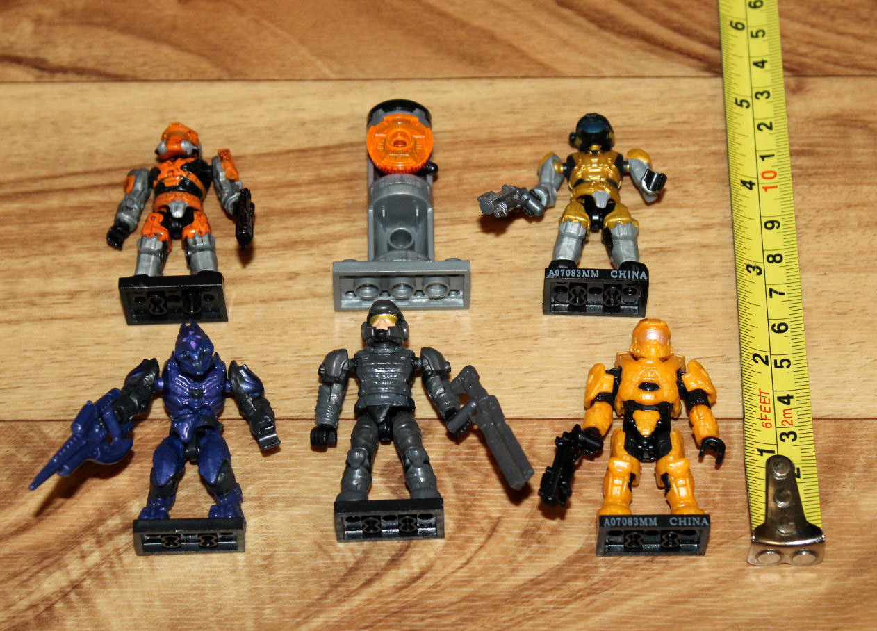 Mega Bloks Mega Construx Halo Figure Set Spartan Yellow Purple Orange Gold Grey