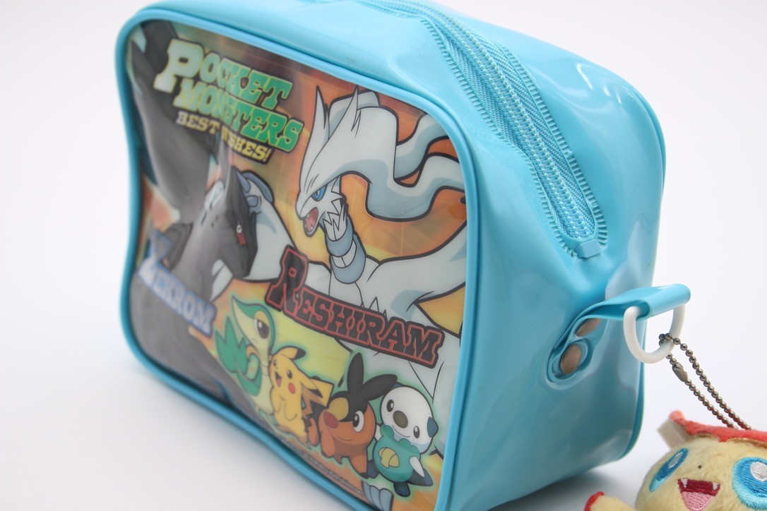 Pokemon Reshiram & Zekrom Carrying Case / Pouch w/ Victini Plushy for 3DS XL